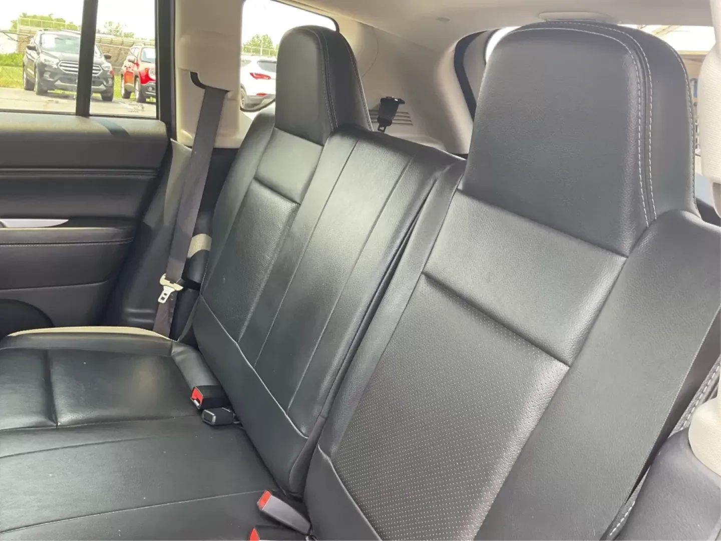 2016 Jeep Compass High Altitude Edition (1C4NJDEB2GD) with an 2.4L I-4 DOHC engine, located at 880 E. National Road, Vandalia, OH, 45377, (937) 908-9800, 39.891918, -84.183594 - **Adventure Awaits with this 2016 Jeep Compass High Altitude Edition!**<br /> <br /> Are you ready to elevate your driving experience? Perfect for weekend getaways or long commutes, this 2016 Jeep Compass High Altitude Edition is designed to tackle any journey with confidence and style. At Advantage - Photo#10