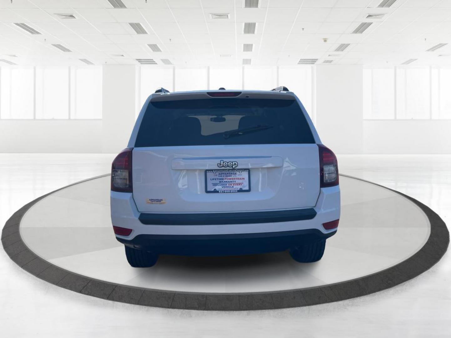 2016 Jeep Compass Sport (1C4NJCBA1GD) with an Other engine, located at 880 E. National Road, Vandalia, OH, 45377, (937) 908-9800, 39.891918, -84.183594 - 2016 Jeep Compass Sport - Photo#3