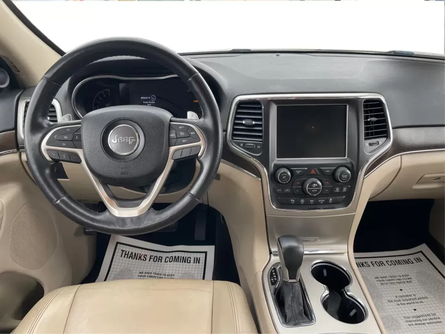 2016 Jeep Grand Cherokee Limited (1C4RJFBG9GC) with an Other engine, located at 1230 East Main St, Xenia, OH, 45385, (937) 908-9800, 39.688026, -83.910172 - ### Discover Adventure with the 2016 Jeep Grand Cherokee Limited at Advantage Car and Credit in Fairborn, OH!<br /> <br /> Are you ready to elevate your weekend adventures or tackle your daily commute with style and confidence? The 2016 Jeep Grand Cherokee Limited is the perfect SUV for those who cr - Photo#20