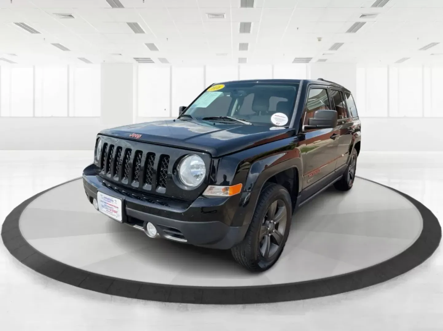 2016 Jeep Patriot 75th Anniversary (1C4NJPBBXGD) with an 2.4L I-4 DOHC engine, located at 880 E. National Road, Vandalia, OH, 45377, (937) 908-9800, 39.891918, -84.183594 - **Discover Your Next Adventure with the 2016 Jeep Patriot 75th Anniversary Edition!**<br /> <br /> Are you ready to embark on your next road trip or weekend adventure? The 2016 Jeep Patriot 75th Anniversary Edition is the perfect vehicle for those who crave exploration while enjoying the comforts of - Photo#8