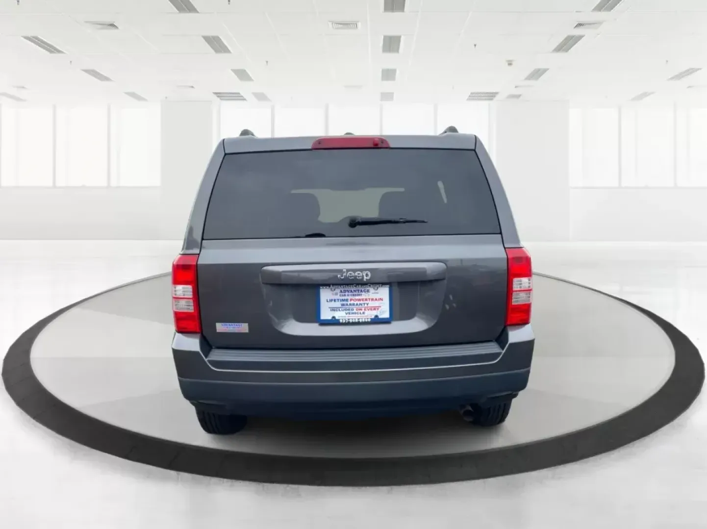 2016 Jeep Patriot Sport (1C4NJPBAXGD) with an Other engine, located at 401 Woodman Dr, Riverside, OH, 45431, (937) 908-9800, 39.760899, -84.123421 - **Explore New Adventures with the 2016 Jeep Patriot Sport SUV at Advantage Car and Credit in Fairborn, OH!**<br /> <br /> Are you ready to elevate your lifestyle with a vehicle that complements your adventurous spirit? Whether you're navigating the bustling streets of Fairborn or hitting the trails - Photo#3