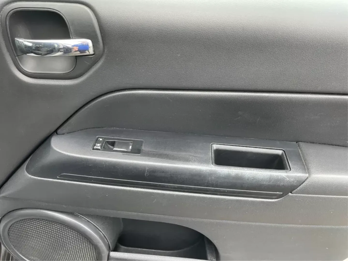 2016 Jeep Patriot Sport (1C4NJPBAXGD) with an Other engine, located at 401 Woodman Dr, Riverside, OH, 45431, (937) 908-9800, 39.760899, -84.123421 - **Explore New Adventures with the 2016 Jeep Patriot Sport SUV at Advantage Car and Credit in Fairborn, OH!**<br /> <br /> Are you ready to elevate your lifestyle with a vehicle that complements your adventurous spirit? Whether you're navigating the bustling streets of Fairborn or hitting the trails - Photo#19