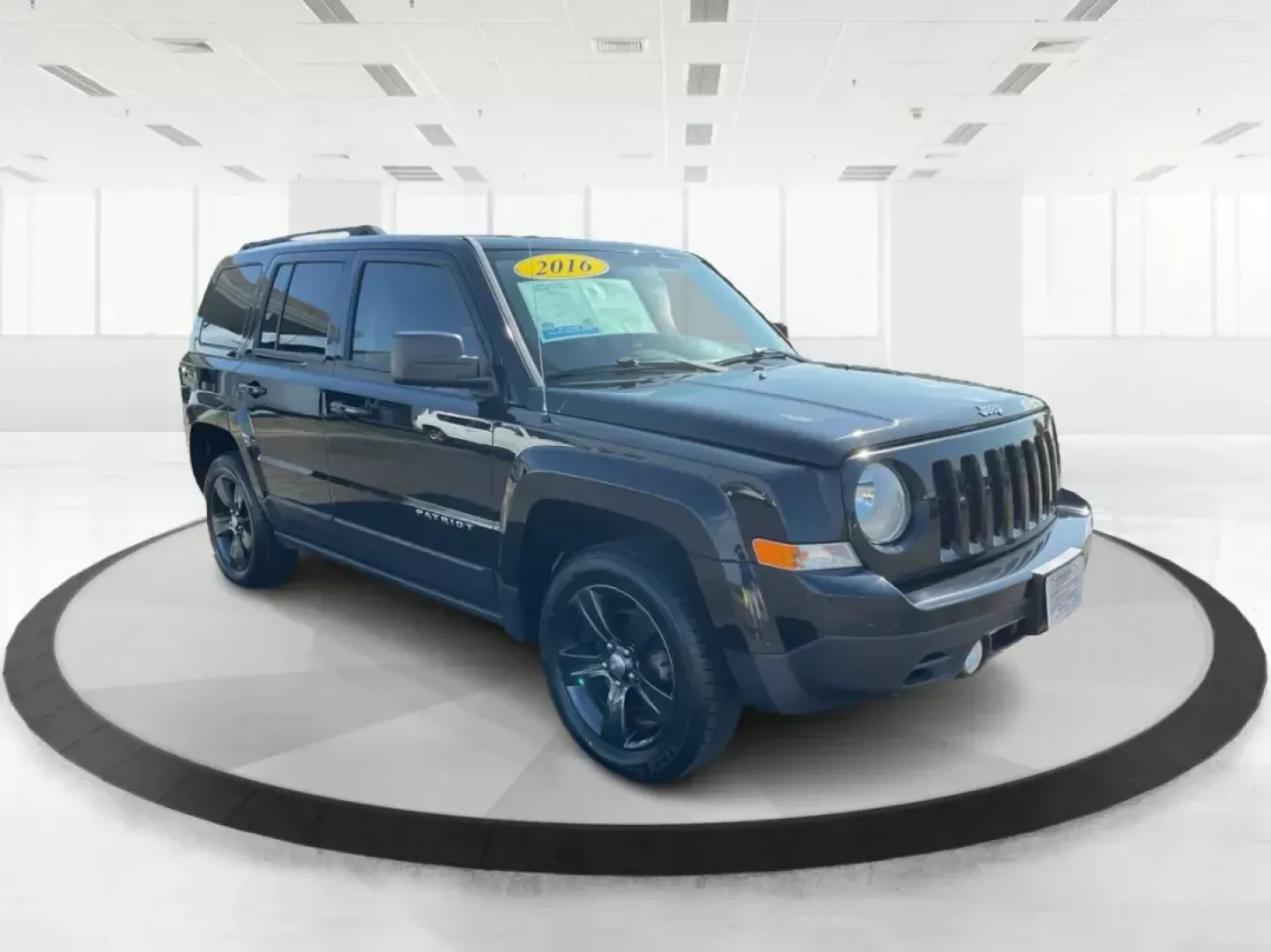 2016 Jeep Patriot Latitude (1C4NJRFB2GD) with an 2.4L I-4 DOHC engine, located at 4508 South Dixie Dr, Moraine, OH, 45439, (937) 908-9800, 39.689976, -84.218452 - **Adventure Awaits in This 2016 Jeep Patriot Latitude: Perfect for Your Next Journey!**<br /> <br /> Are you ready to embrace adventure like never before? The 2016 Jeep Patriot Latitude is the SUV you've been waiting for-ideal for weekend getaways and everyday commutes alike. With its robust build a - Photo#0