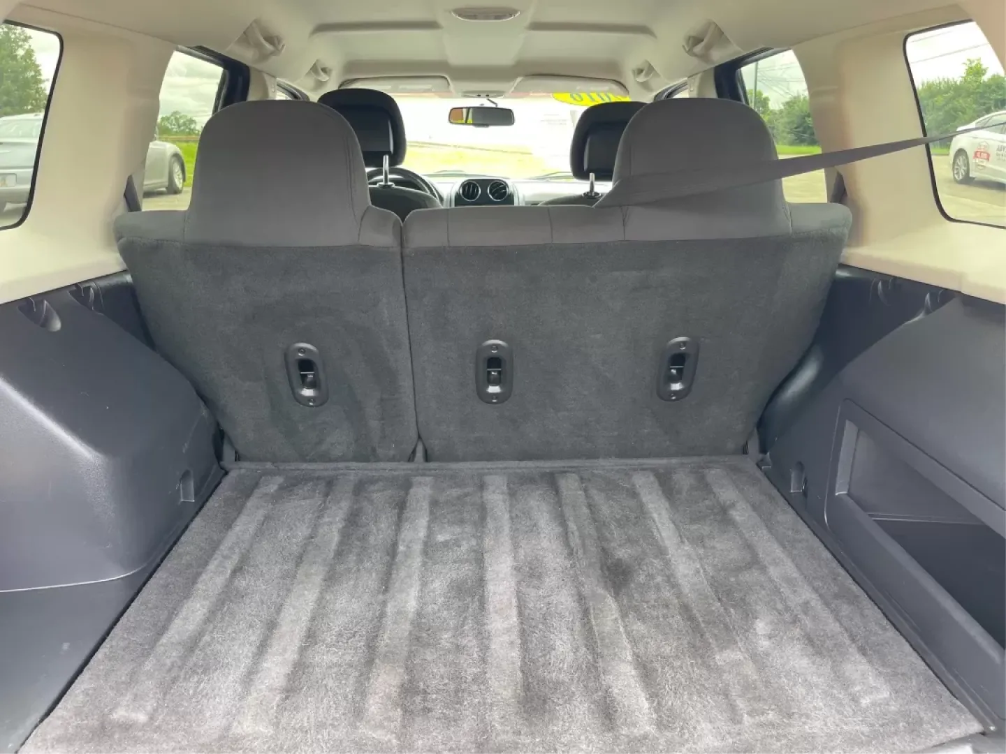 2016 Jeep Patriot Latitude (1C4NJRFBXGD) with an 2.4L I-4 DOHC engine, located at 1184 Kauffman Ave, Fairborn, OH, 45324, (937) 908-9800, 39.807072, -84.030914 - **Adventure Awaits with the 2016 Jeep Patriot Latitude at Advantage Car and Credit!**<br /> <br /> Are you ready to tackle the open road and explore the great outdoors? The 2016 Jeep Patriot Latitude is the perfect companion for adventurous souls looking to blend comfort with capability. Whether you - Photo#10