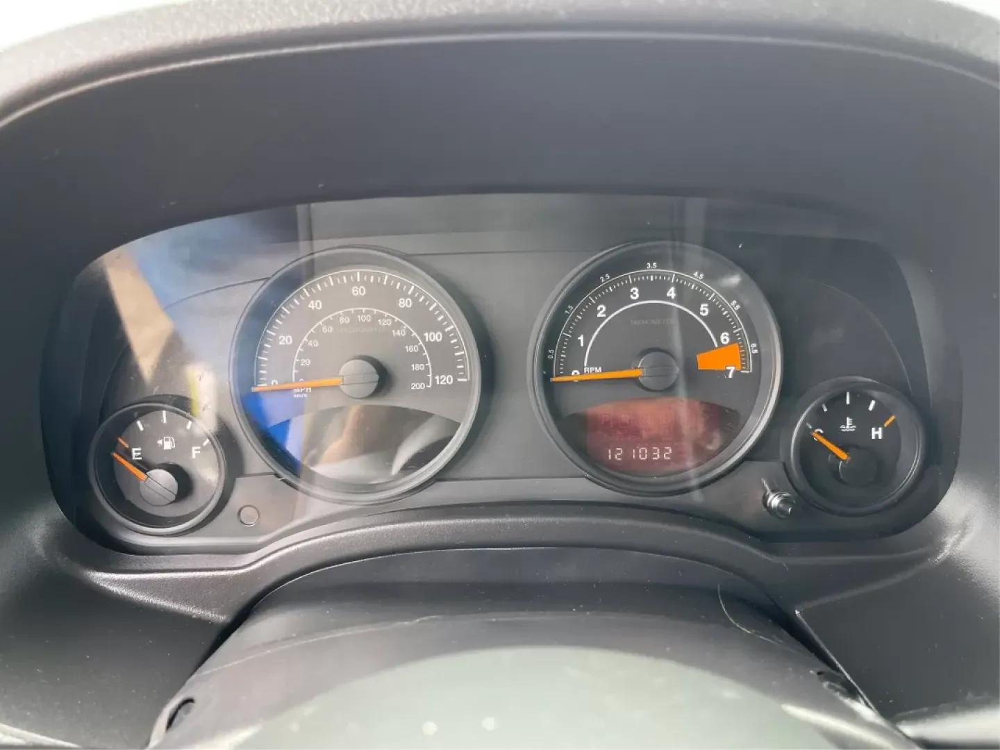 2016 Jeep Patriot Latitude (1C4NJRFBXGD) with an 2.4L I-4 DOHC engine, located at 1184 Kauffman Ave, Fairborn, OH, 45324, (937) 908-9800, 39.807072, -84.030914 - **Adventure Awaits with the 2016 Jeep Patriot Latitude at Advantage Car and Credit!**<br /> <br /> Are you ready to tackle the open road and explore the great outdoors? The 2016 Jeep Patriot Latitude is the perfect companion for adventurous souls looking to blend comfort with capability. Whether you - Photo#13