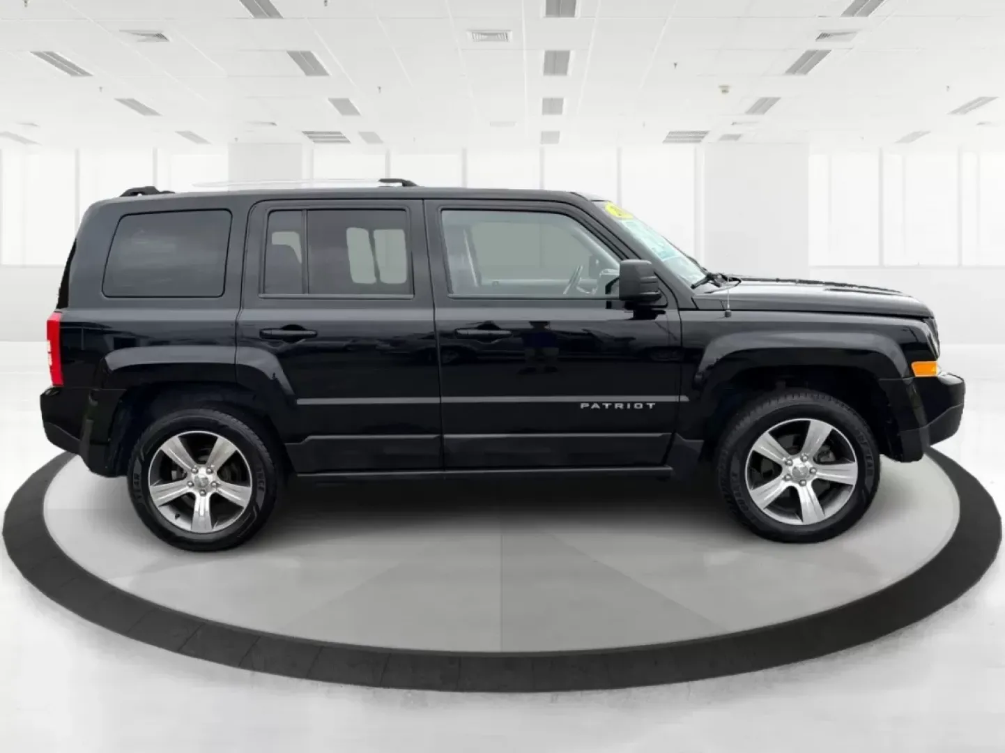 2016 Jeep Patriot High Altitude Edition (1C4NJRFB0GD) with an 2.4L I-4 DOHC engine, located at 1230 East Main St, Xenia, OH, 45385, (937) 908-9800, 39.688026, -83.910172 - **Explore Your Next Adventure in the 2016 Jeep Patriot High Altitude Edition!**<br /> <br /> Are you ready to elevate your lifestyle and embark on thrilling weekend adventures or effortlessly tackle your daily commute? The 2016 Jeep Patriot High Altitude Edition is the perfect SUV for those who crav - Photo#1