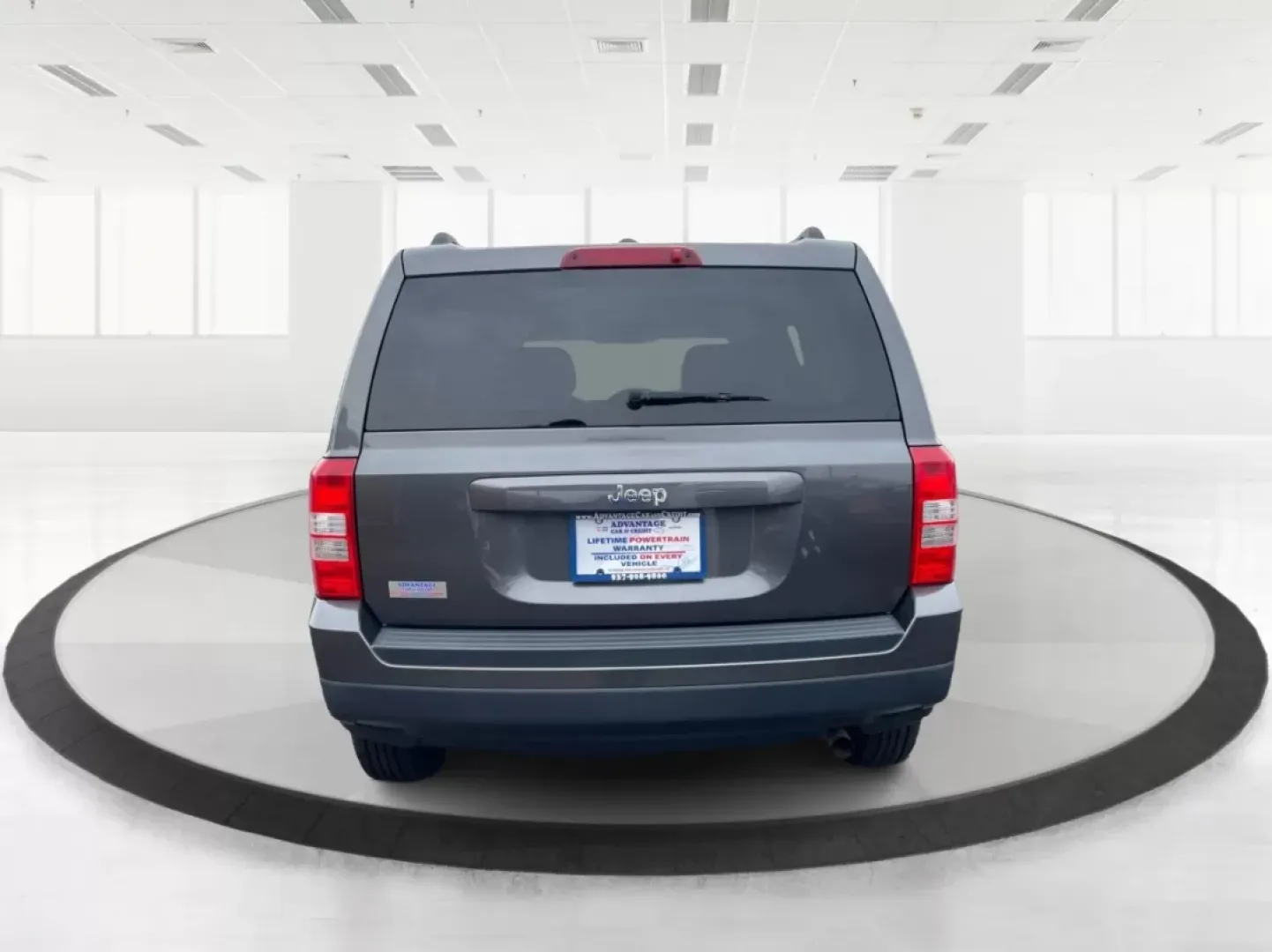 2016 Jeep Patriot Sport (1C4NJPBAXGD) with an Other engine, located at 401 Woodman Dr, Riverside, OH, 45431, (937) 908-9800, 39.760899, -84.123421 - **Explore New Adventures with the 2016 Jeep Patriot Sport SUV at Advantage Car and Credit in Fairborn, OH!**<br /> <br /> Are you ready to elevate your lifestyle with a vehicle that complements your adventurous spirit? Whether you're navigating the bustling streets of Fairborn or hitting the trails - Photo#3