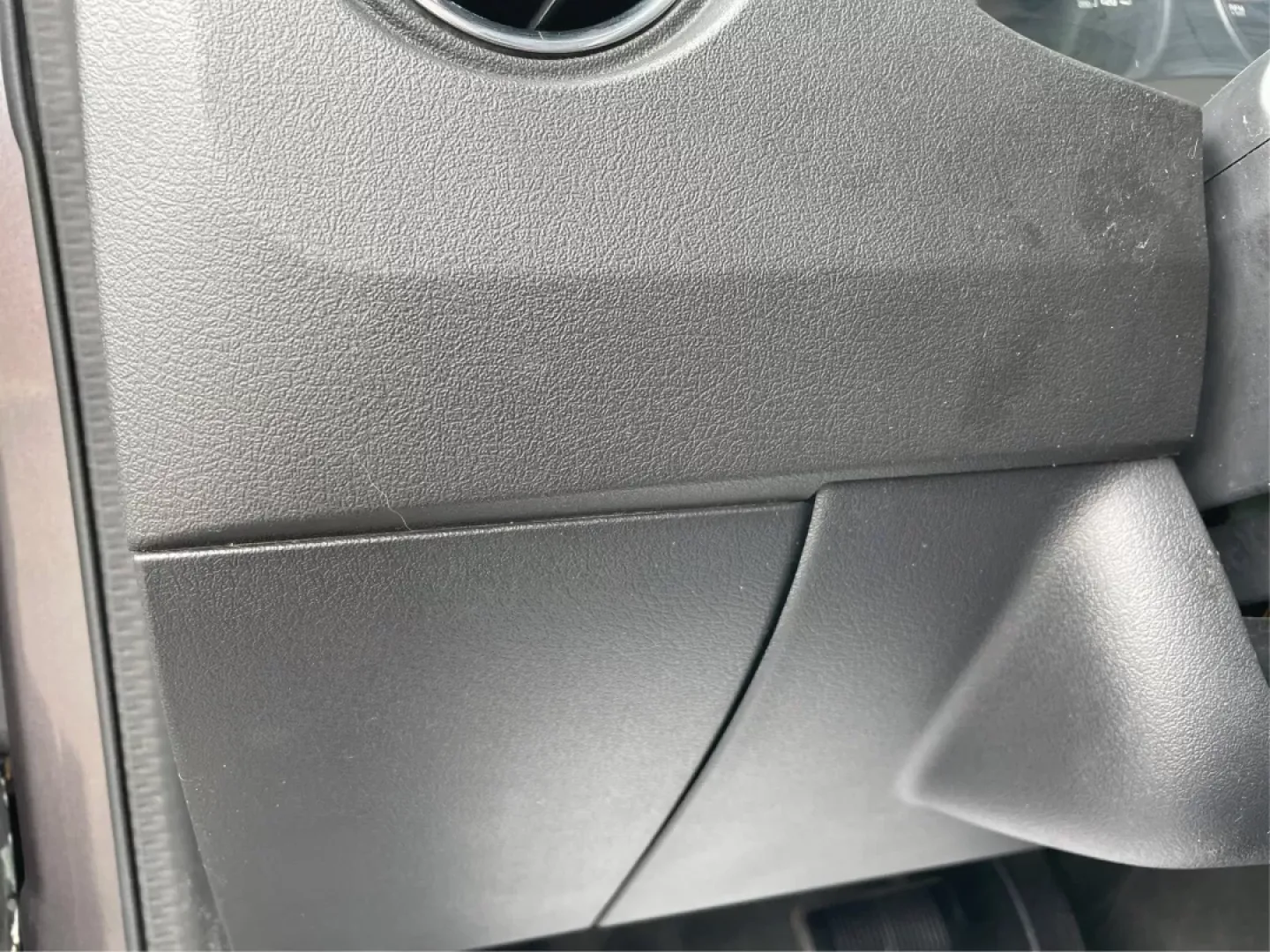 2016 Jeep Patriot Sport (1C4NJPBAXGD) with an Other engine, located at 401 Woodman Dr, Riverside, OH, 45431, (937) 908-9800, 39.760899, -84.123421 - **Explore New Adventures with the 2016 Jeep Patriot Sport SUV at Advantage Car and Credit in Fairborn, OH!**<br /> <br /> Are you ready to elevate your lifestyle with a vehicle that complements your adventurous spirit? Whether you're navigating the bustling streets of Fairborn or hitting the trails - Photo#17