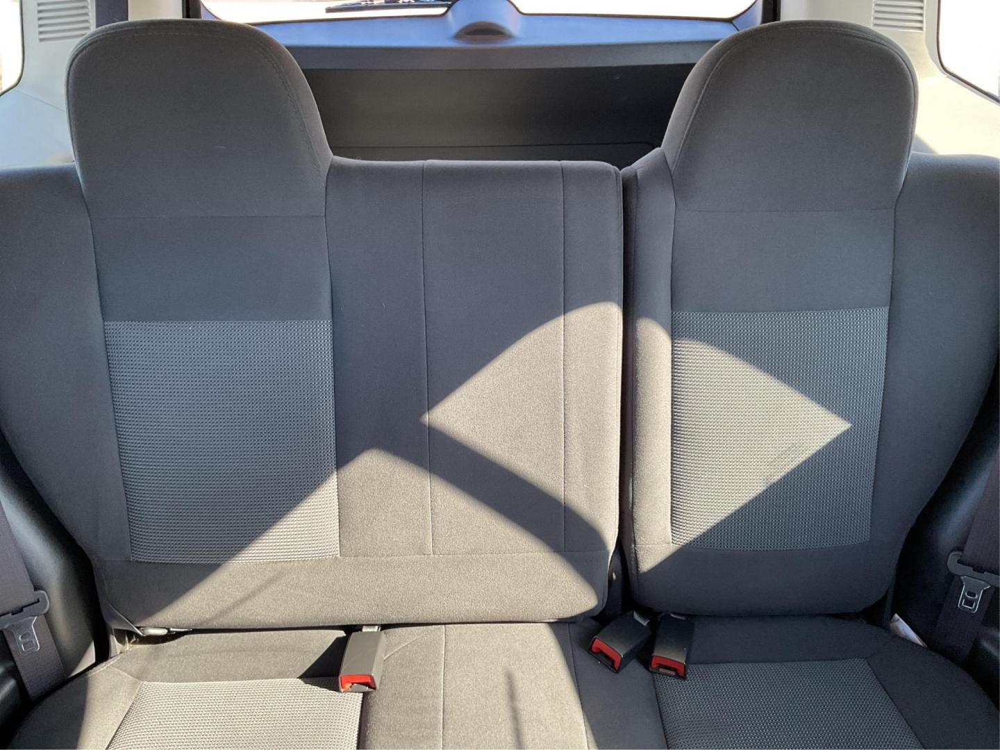 2016 Jeep Patriot Sport (1C4NJRBB0GD) with an 2.4L I-4 DOHC engine, located at 8750 N County Rd 25A, Piqua, OH, 45356, (937) 908-9800, 40.164391, -84.232513 - 2016 Jeep Patriot Sport - Photo#11