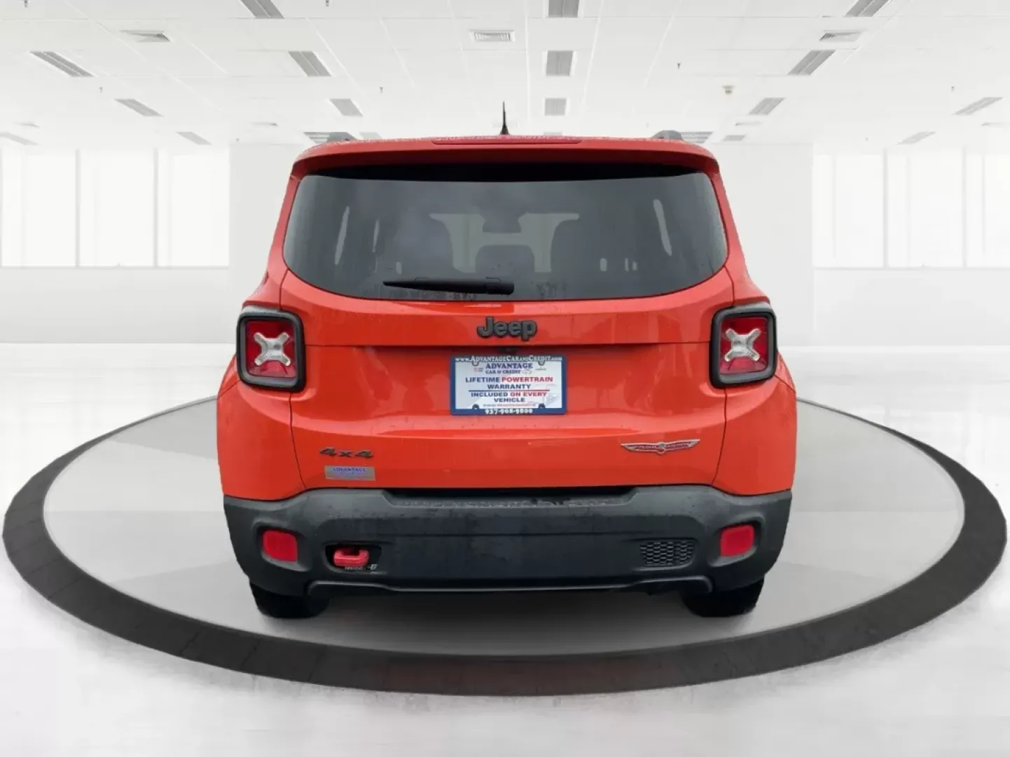 2016 Jeep Renegade Trailhawk (ZACCJBCT1GP) with an Tigershark MultiAir 2.4L I-4 variable valve contro engine, located at 1099 N County Rd 25A, Troy, OH, 45373, (937) 908-9800, 40.057079, -84.212883 - Embrace adventure and elevate your daily routine with this 2016 Jeep Renegade Trailhawk, a versatile Crossover designed for both urban commuting and weekend escapades. Ideal for budget-conscious buyers, this vehicle combines rugged capability with modern technology, making it perfect for growing fam - Photo#3