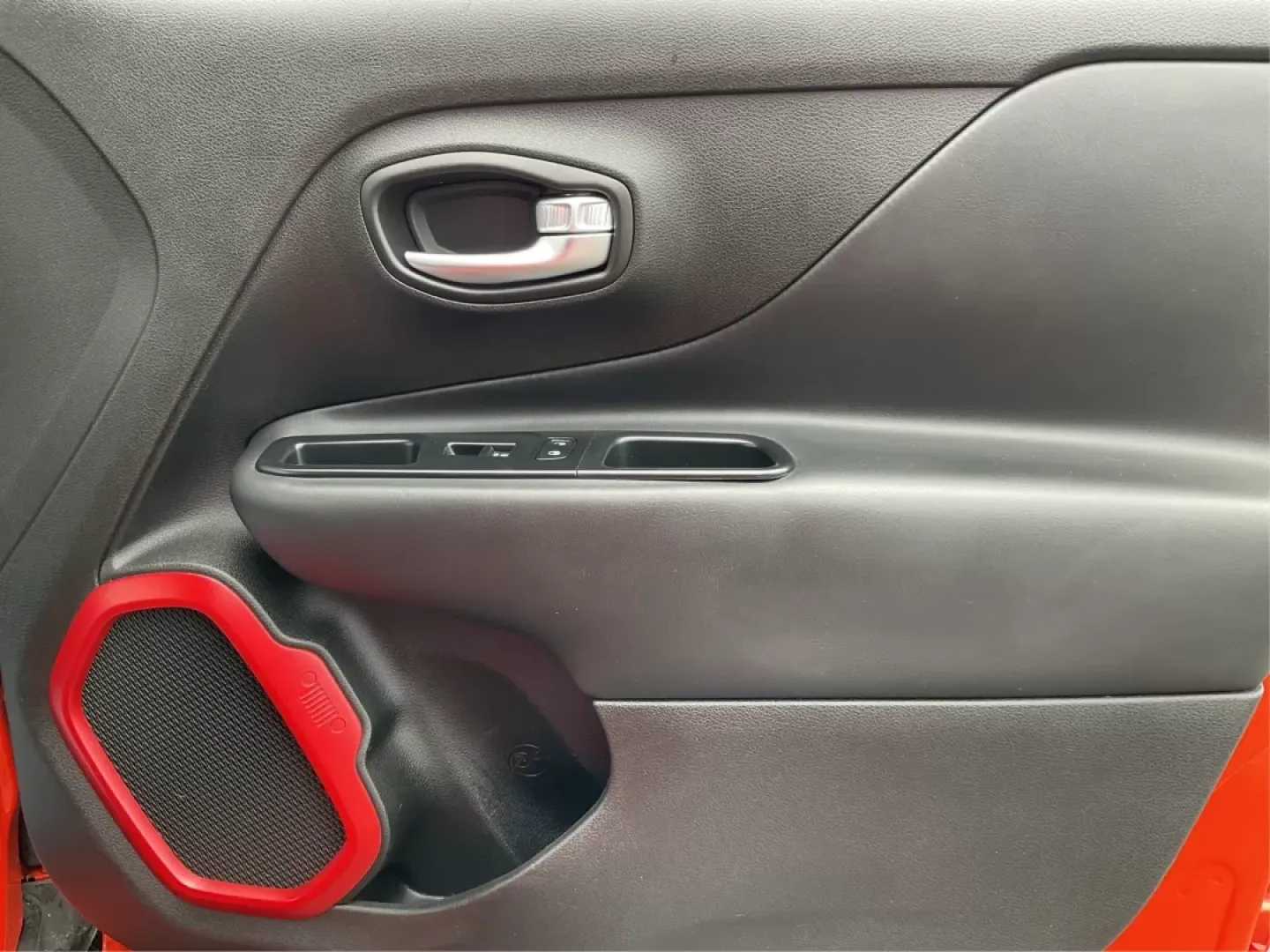 2016 Jeep Renegade Trailhawk (ZACCJBCT1GP) with an Tigershark MultiAir 2.4L I-4 variable valve contro engine, located at 1099 N County Rd 25A, Troy, OH, 45373, (937) 908-9800, 40.057079, -84.212883 - Embrace adventure and elevate your daily routine with this 2016 Jeep Renegade Trailhawk, a versatile Crossover designed for both urban commuting and weekend escapades. Ideal for budget-conscious buyers, this vehicle combines rugged capability with modern technology, making it perfect for growing fam - Photo#19