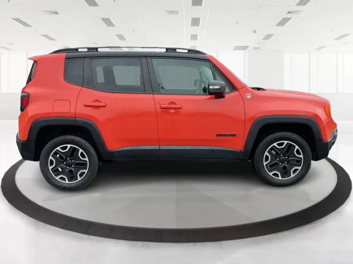 2016 Jeep Renegade Trailhawk (ZACCJBCT1GP) with an Tigershark MultiAir 2.4L I-4 variable valve contro engine, located at 1099 N County Rd 25A, Troy, OH, 45373, (937) 908-9800, 40.057079, -84.212883 - 2016 Jeep Renegade Trailhawk - Photo#1