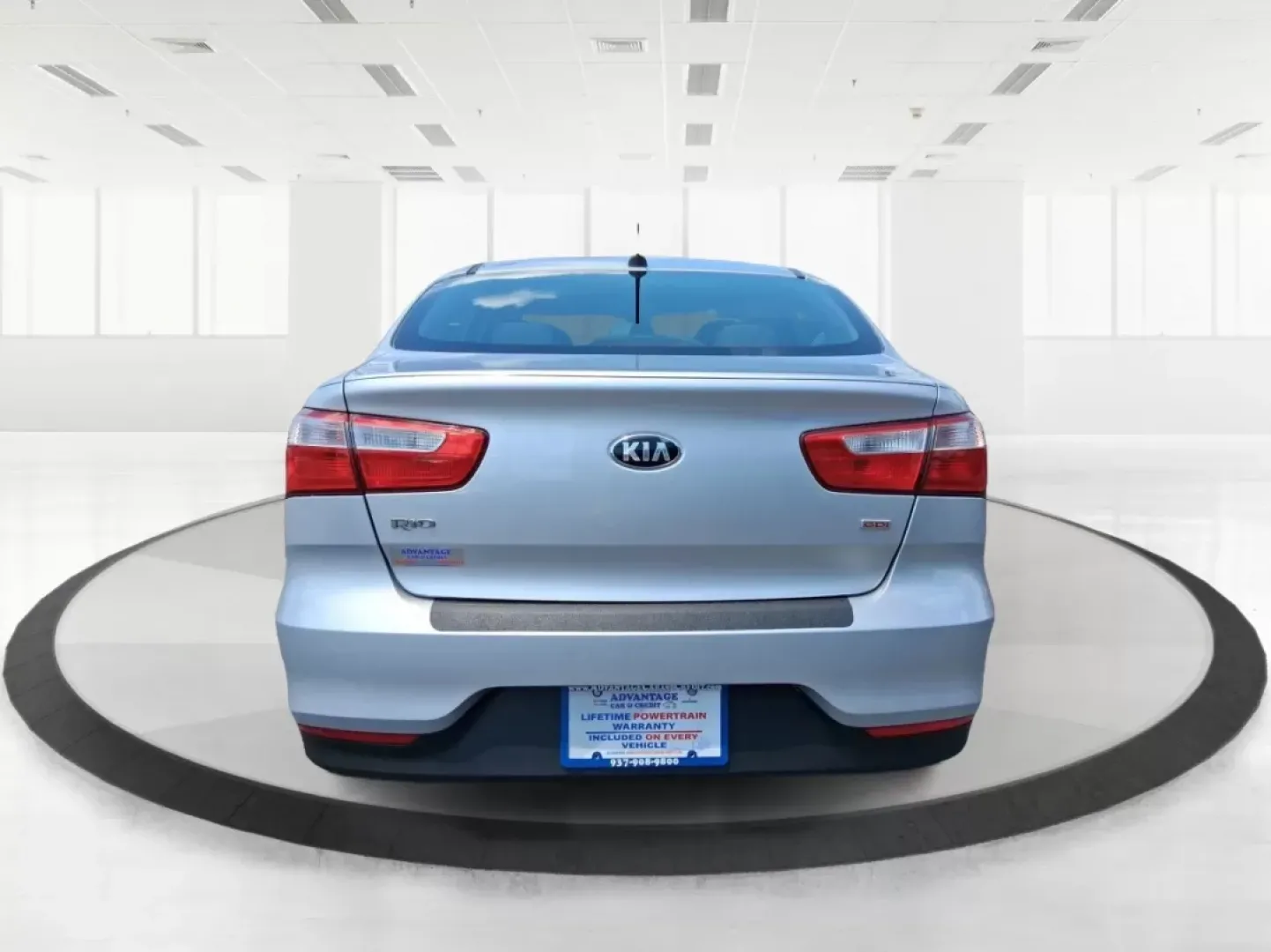 2016 Kia Rio LX (KNADM4A37G6) with an Gamma 1.6L I-4 gasoline direct injection engine, located at 1184 Kauffman Ave, Fairborn, OH, 45324, (937) 908-9800, 39.807072, -84.030914 - ### Discover Freedom and Reliability with the 2016 Kia Rio LX at Advantage Car and Credit!<br /> <br /> Are you in search of a reliable, budget-friendly vehicle that supports your active lifestyle? Look no further! The 2016 Kia Rio LX is the perfect companion for daily commuting, family adventures, - Photo#3