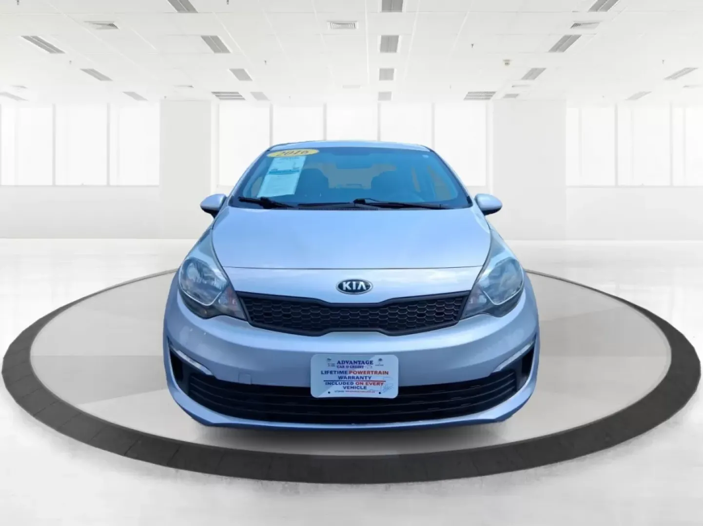 2016 Kia Rio LX (KNADM4A37G6) with an Gamma 1.6L I-4 gasoline direct injection engine, located at 1184 Kauffman Ave, Fairborn, OH, 45324, (937) 908-9800, 39.807072, -84.030914 - ### Discover Freedom and Reliability with the 2016 Kia Rio LX at Advantage Car and Credit!<br /> <br /> Are you in search of a reliable, budget-friendly vehicle that supports your active lifestyle? Look no further! The 2016 Kia Rio LX is the perfect companion for daily commuting, family adventures, - Photo#6
