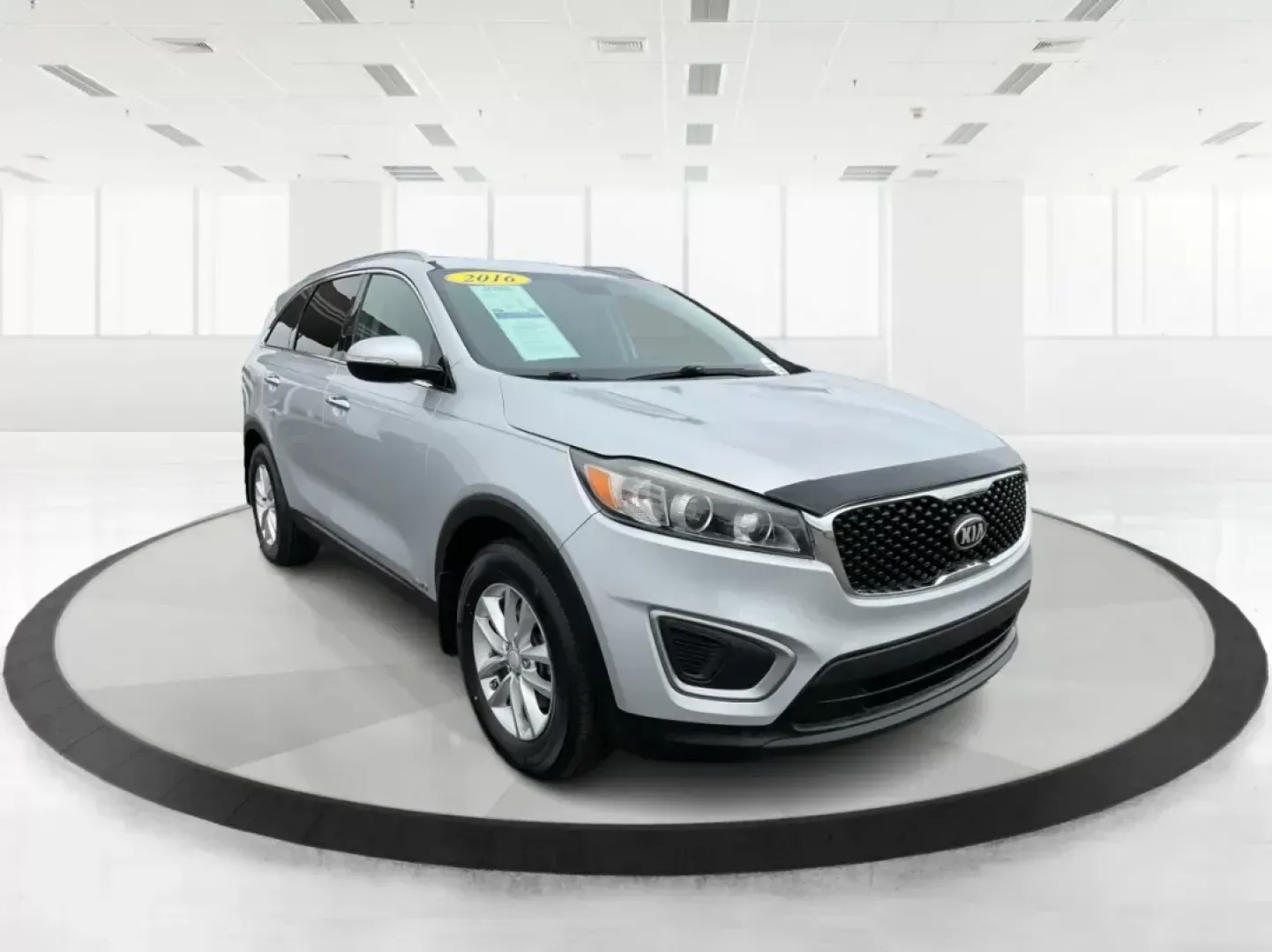 2016 Kia Sorento 2.4L LX (5XYPGDA39GG) with an 2.4L I-4 gasoline direct injection engine, located at 1099 N County Rd 25A, Troy, OH, 45373, (937) 908-9800, 40.057079, -84.212883 - 2016 Kia Sorento 2.4L LX - Photo#0