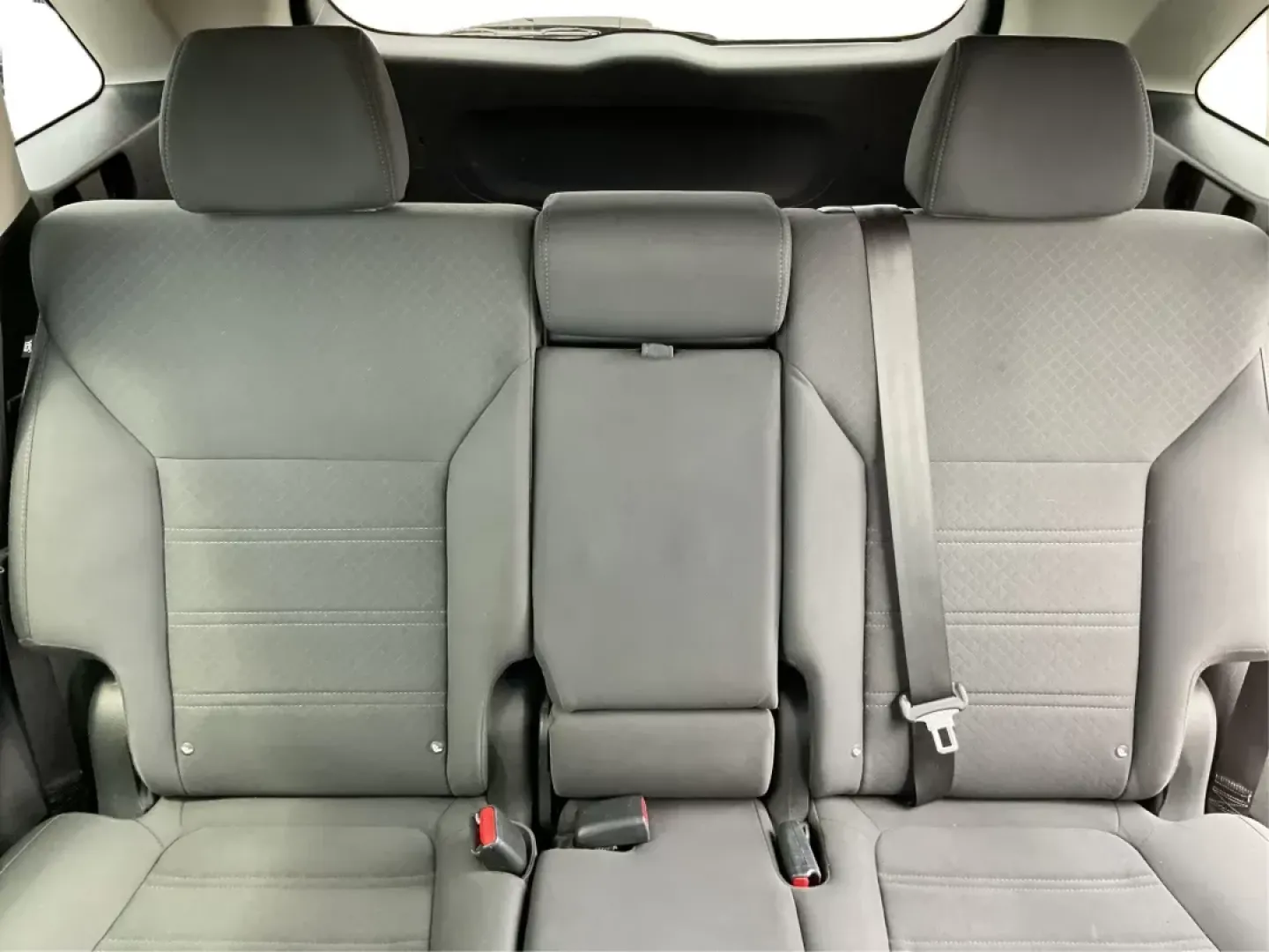 2016 Kia Sorento 2.4L LX (5XYPG4A39GG) with an 2.4L I-4 gasoline direct injection engine, located at 401 Woodman Dr, Riverside, OH, 45431, (937) 908-9800, 39.760899, -84.123421 - **Discover the Perfect Family SUV for Your Next Adventure!**<br /> <br /> Are you in search of a reliable SUV that can comfortably accommodate your growing family while also being great for weekend getaways? Look no further than the 2016 Kia Sorento 2.4L LX, available now at Advantage Car and Credit - Photo#13
