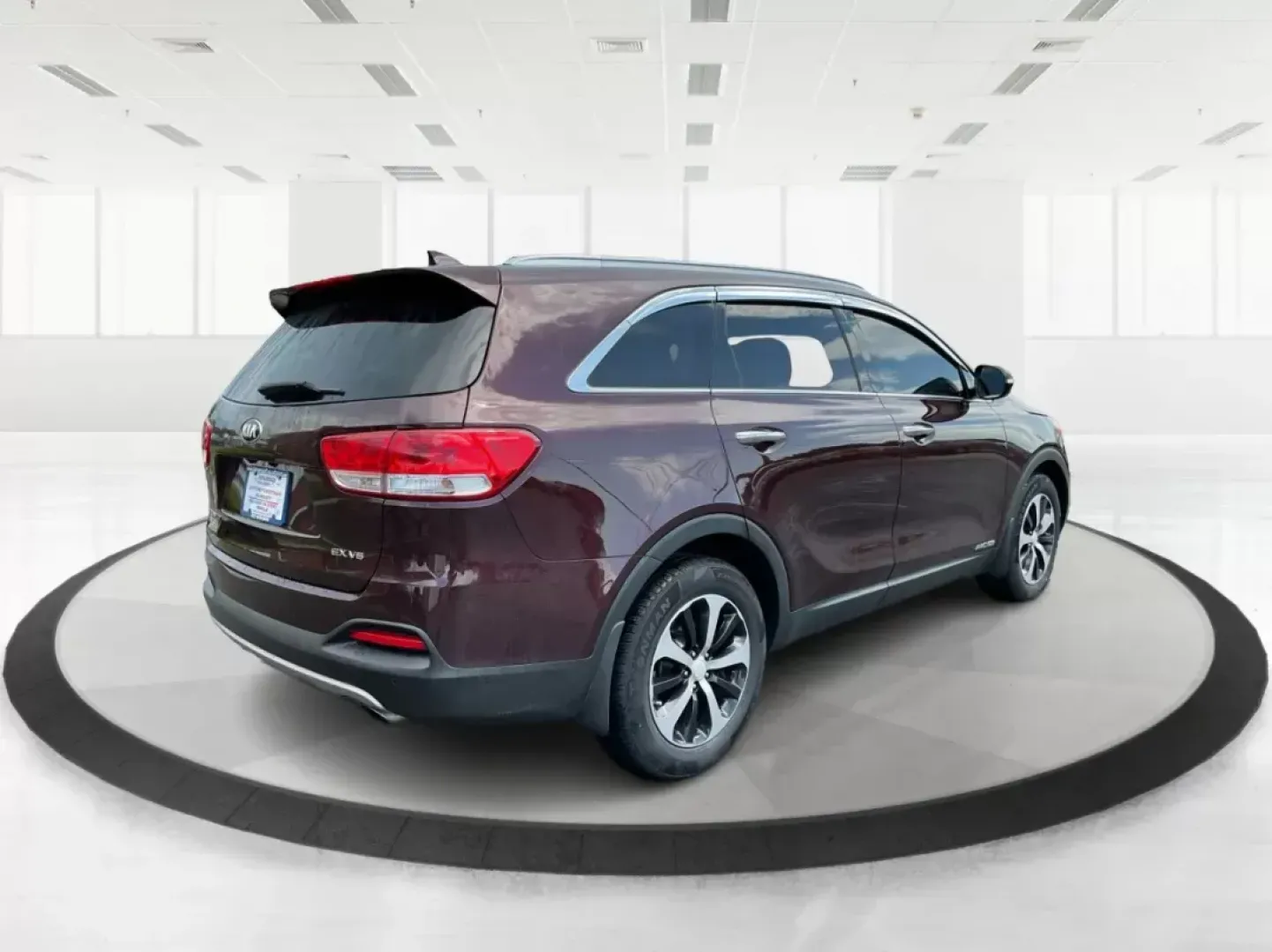 2016 Kia Sorento 3.3L EX (5XYPHDA5XGG) with an Lambda II 3.3L V-6 gasoline direct injection engine, located at 8750 N County Rd 25A, Piqua, OH, 45356, (937) 908-9800, 40.164391, -84.232513 - Elevate your lifestyle with the 2016 Kia Sorento EX, a versatile SUV that is perfect for family adventures, weekend getaways, or daily commutes. At Advantage Car and Credit, located at 1184 Kauffman Ave in Fairborn, OH, we specialize in providing quality vehicles with flexible financing options, inc - Photo#2