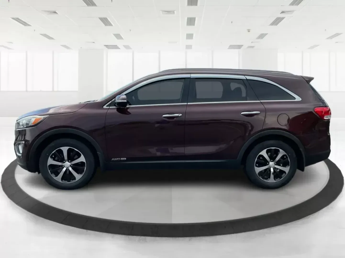 2016 Kia Sorento 3.3L EX (5XYPHDA5XGG) with an Lambda II 3.3L V-6 gasoline direct injection engine, located at 8750 N County Rd 25A, Piqua, OH, 45356, (937) 908-9800, 40.164391, -84.232513 - Elevate your lifestyle with the 2016 Kia Sorento EX, a versatile SUV that is perfect for family adventures, weekend getaways, or daily commutes. At Advantage Car and Credit, located at 1184 Kauffman Ave in Fairborn, OH, we specialize in providing quality vehicles with flexible financing options, inc - Photo#5