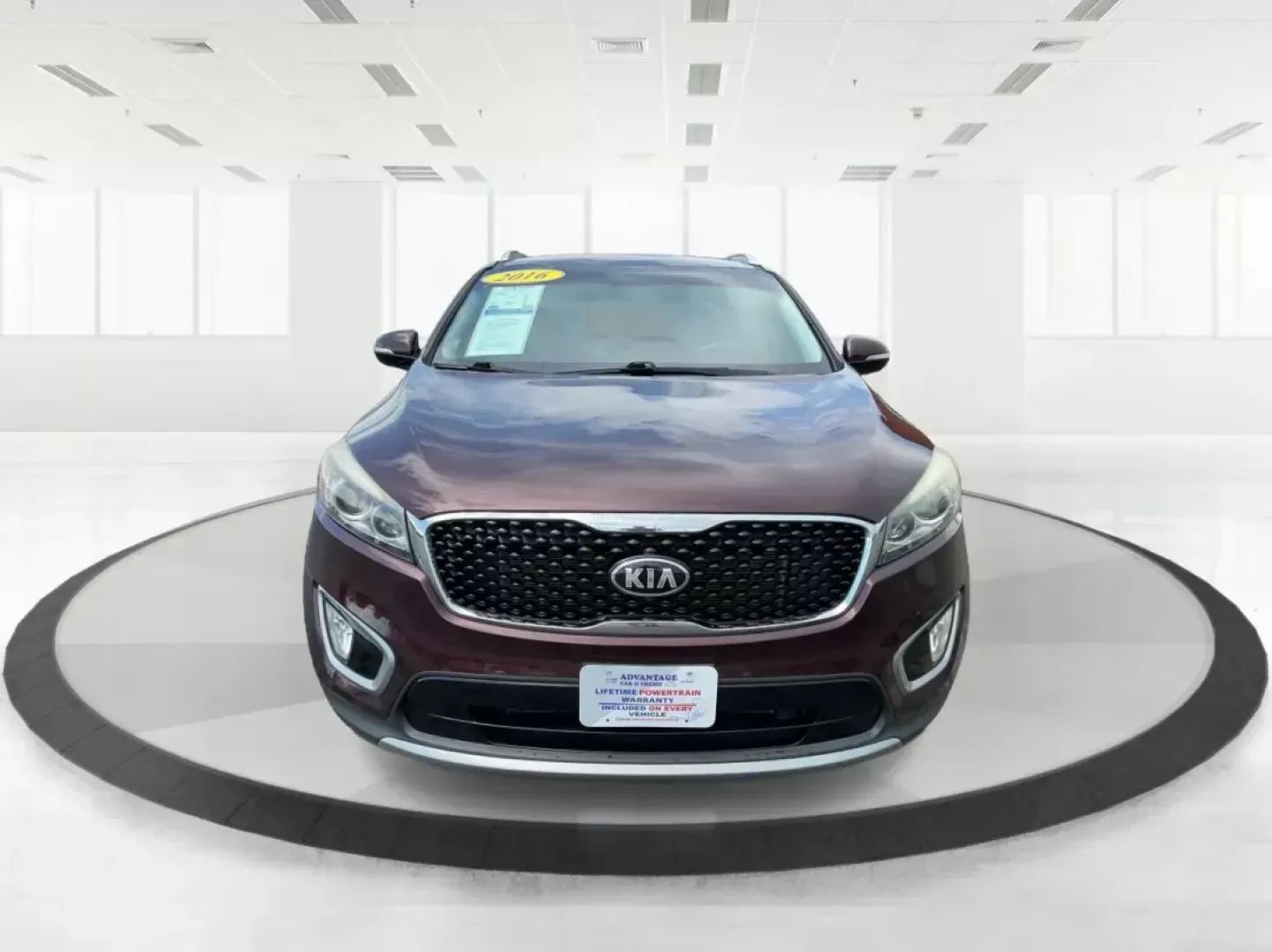 2016 Kia Sorento 3.3L EX (5XYPHDA5XGG) with an Lambda II 3.3L V-6 gasoline direct injection engine, located at 8750 N County Rd 25A, Piqua, OH, 45356, (937) 908-9800, 40.164391, -84.232513 - Elevate your lifestyle with the 2016 Kia Sorento EX, a versatile SUV that is perfect for family adventures, weekend getaways, or daily commutes. At Advantage Car and Credit, located at 1184 Kauffman Ave in Fairborn, OH, we specialize in providing quality vehicles with flexible financing options, inc - Photo#6