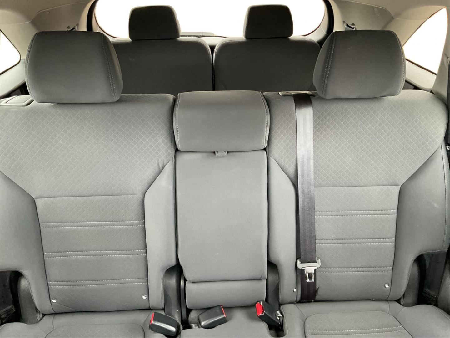 2016 Kia Sorento 2.4L LX (5XYPGDA32GG) with an 2.4L I-4 gasoline direct injection engine, located at 1184 Kauffman Ave, Fairborn, OH, 45324, (937) 908-9800, 39.807072, -84.030914 - Third Row - Photo#13