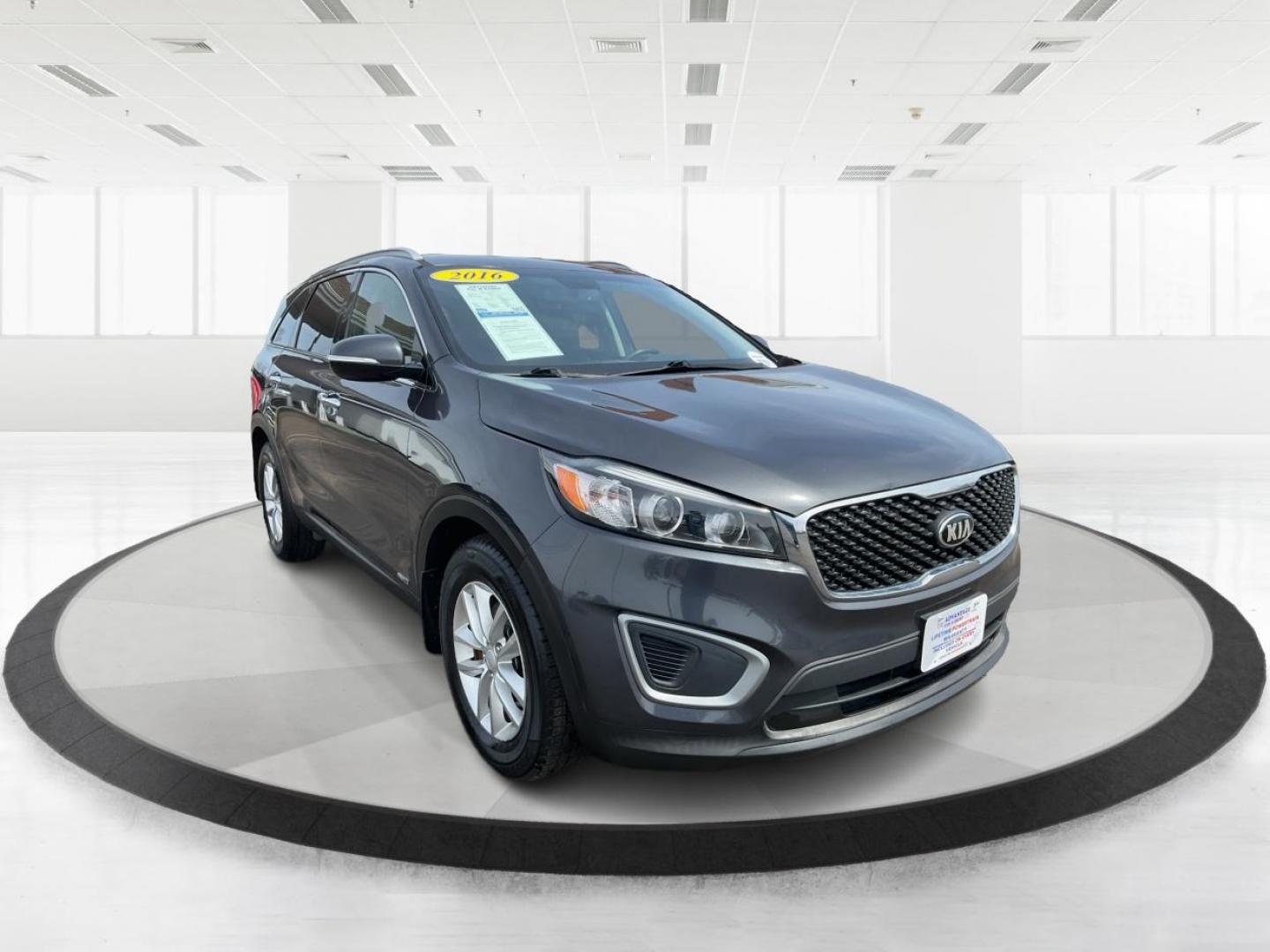 2016 Kia Sorento 2.4L LX (5XYPGDA33GG) with an 2.4L I-4 gasoline direct injection engine, located at 1184 Kauffman Ave, Fairborn, OH, 45324, (937) 908-9800, 39.807072, -84.030914 - 2016 Kia Sorento 2.4L LX - Photo#0