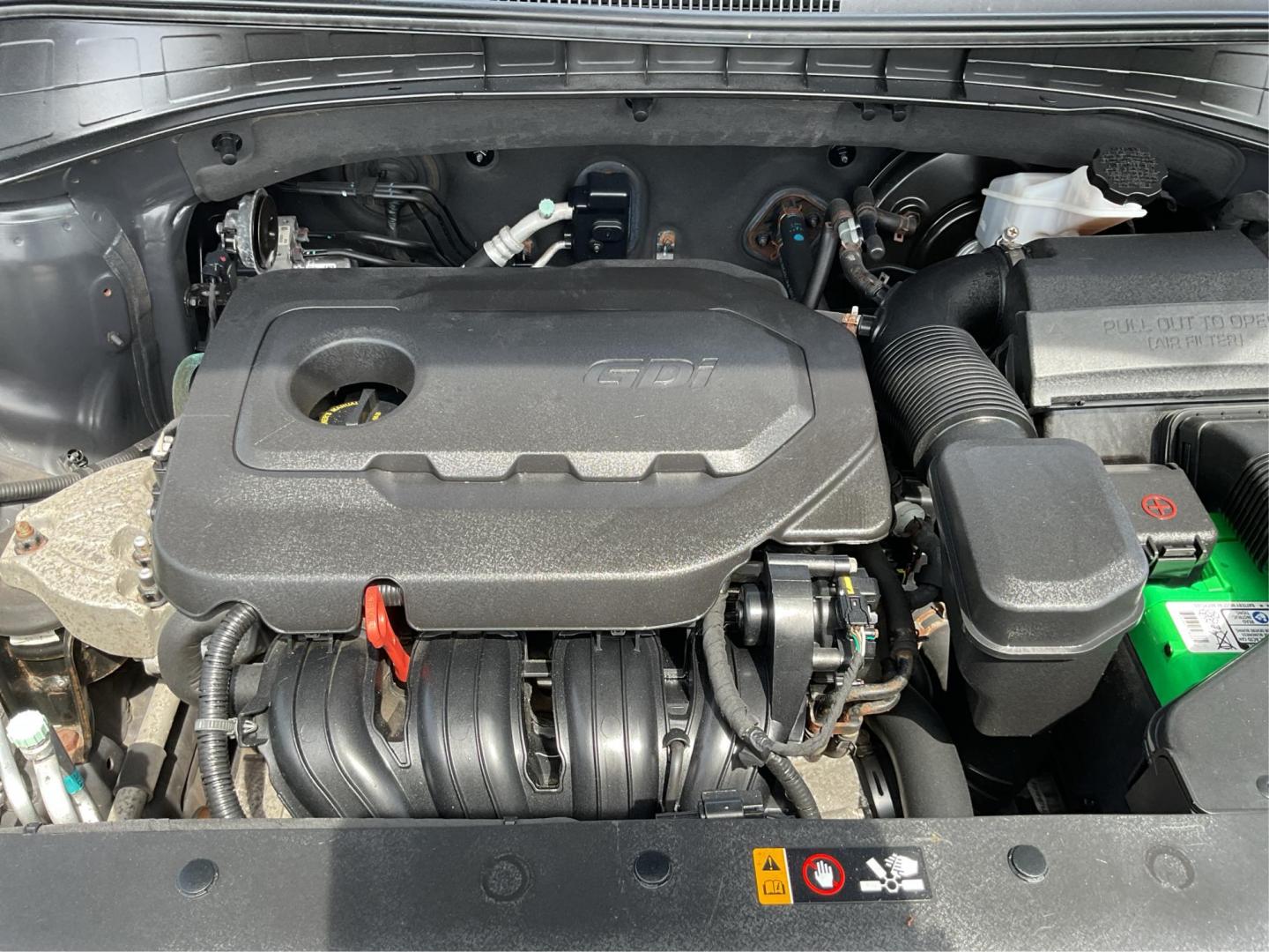 2016 Kia Sorento 2.4L LX (5XYPGDA33GG) with an 2.4L I-4 gasoline direct injection engine, located at 1184 Kauffman Ave, Fairborn, OH, 45324, (937) 908-9800, 39.807072, -84.030914 - 2016 Kia Sorento 2.4L LX - Photo#10