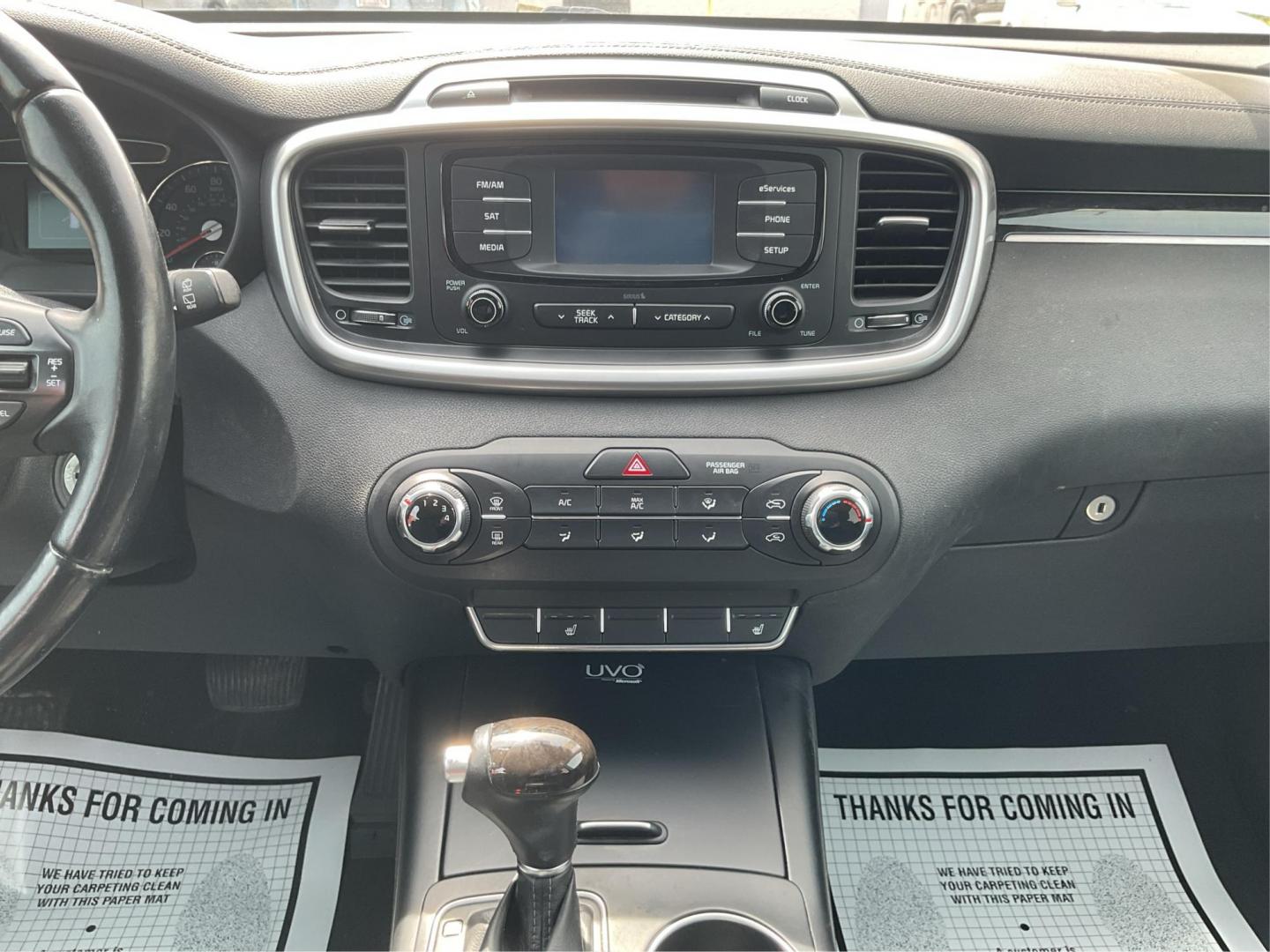 2016 Kia Sorento 2.4L LX (5XYPGDA33GG) with an 2.4L I-4 gasoline direct injection engine, located at 1184 Kauffman Ave, Fairborn, OH, 45324, (937) 908-9800, 39.807072, -84.030914 - 2016 Kia Sorento 2.4L LX - Photo#12
