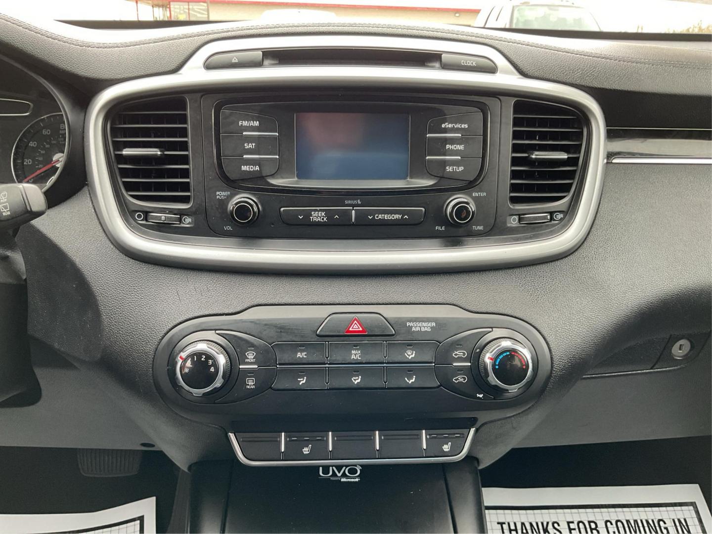 2016 Kia Sorento 2.4L LX (5XYPGDA39GG) with an 2.4L I-4 gasoline direct injection engine, located at 1099 N County Rd 25A, Troy, OH, 45373, (937) 908-9800, 40.057079, -84.212883 - 2016 Kia Sorento 2.4L LX - Photo#12