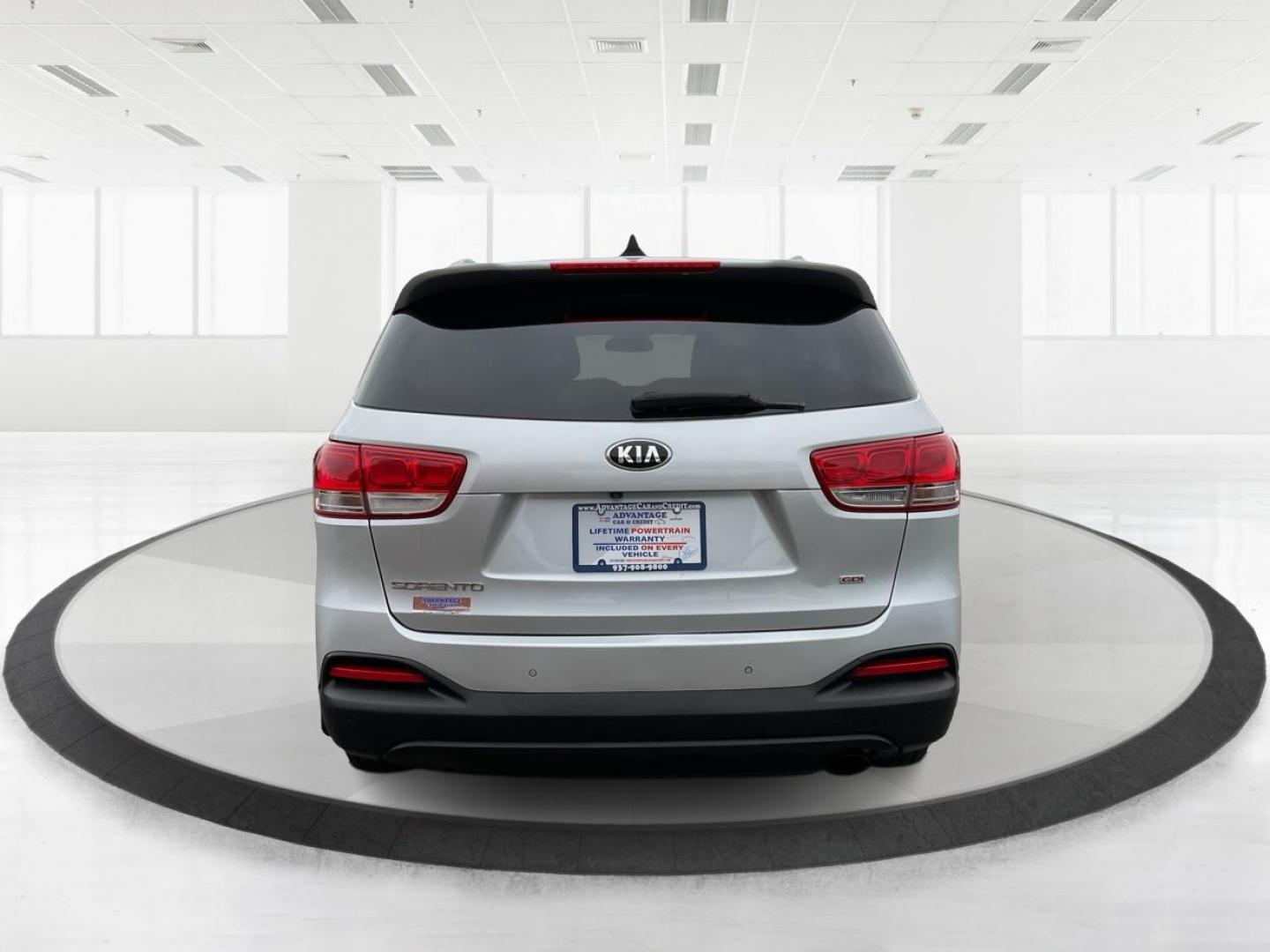 2016 Kia Sorento 2.4L LX (5XYPGDA39GG) with an 2.4L I-4 gasoline direct injection engine, located at 1099 N County Rd 25A, Troy, OH, 45373, (937) 908-9800, 40.057079, -84.212883 - 2016 Kia Sorento 2.4L LX - Photo#3