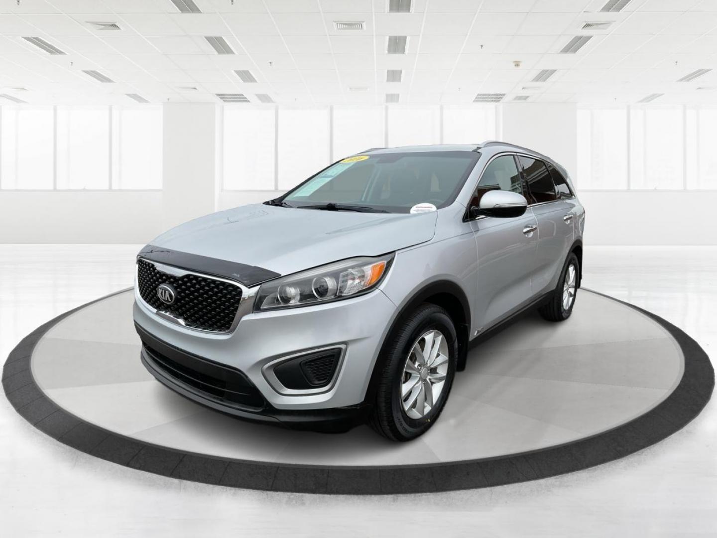 2016 Kia Sorento 2.4L LX (5XYPGDA39GG) with an 2.4L I-4 gasoline direct injection engine, located at 1099 N County Rd 25A, Troy, OH, 45373, (937) 908-9800, 40.057079, -84.212883 - 2016 Kia Sorento 2.4L LX - Photo#7