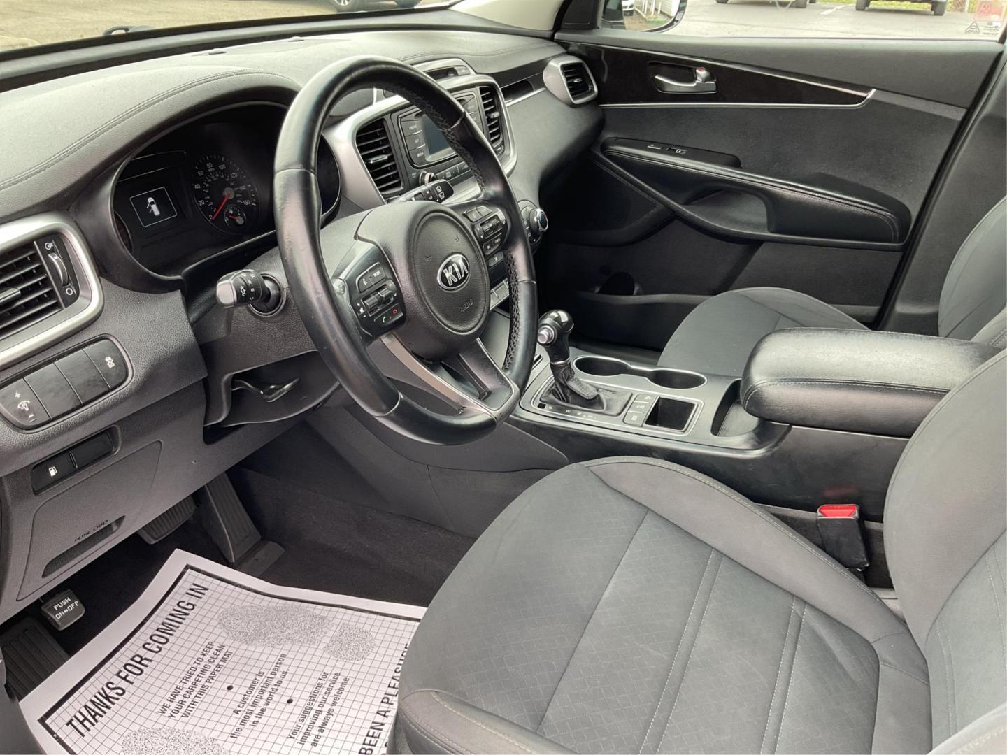 2016 Kia Sorento 2.4L LX (5XYPGDA39GG) with an 2.4L I-4 gasoline direct injection engine, located at 1099 N County Rd 25A, Troy, OH, 45373, (937) 908-9800, 40.057079, -84.212883 - 2016 Kia Sorento 2.4L LX - Photo#8
