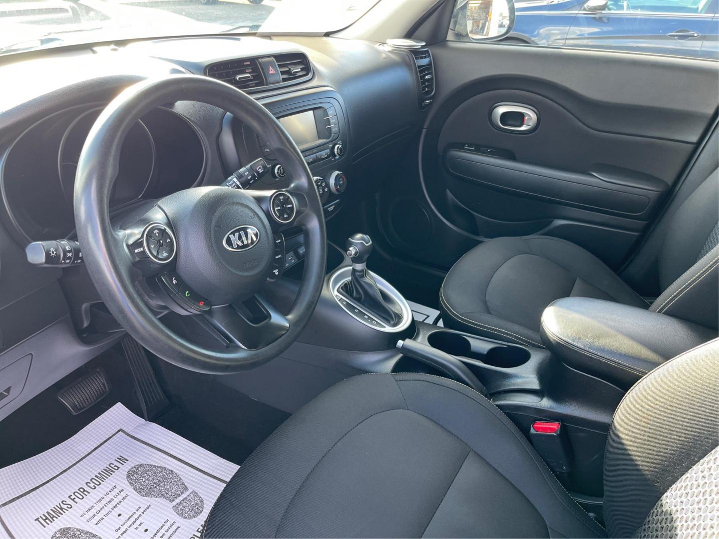 2016 Kia Soul + (KNDJP3A58G7) with an 2.0L L4 DOHC 16V engine, 6-Speed Automatic transmission, located at 880 E. National Road, Vandalia, OH, 45377, (937) 908-9800, 39.891918, -84.183594 - 2016 Kia Soul + - Photo#8