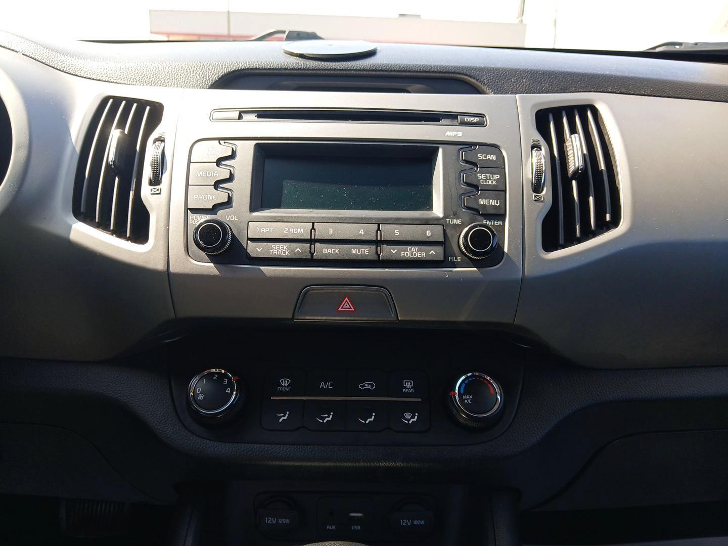 2016 Kia Sportage LX FWD (KNDPB3AC7G7) with an 2.4L V6 DOHC 24V engine, 6-Speed Automatic transmission, located at 8750 N County Rd 25A, Piqua, OH, 45356, (937) 908-9800, 40.164391, -84.232513 - 2016 Kia Sportage LX FWD - Photo#12