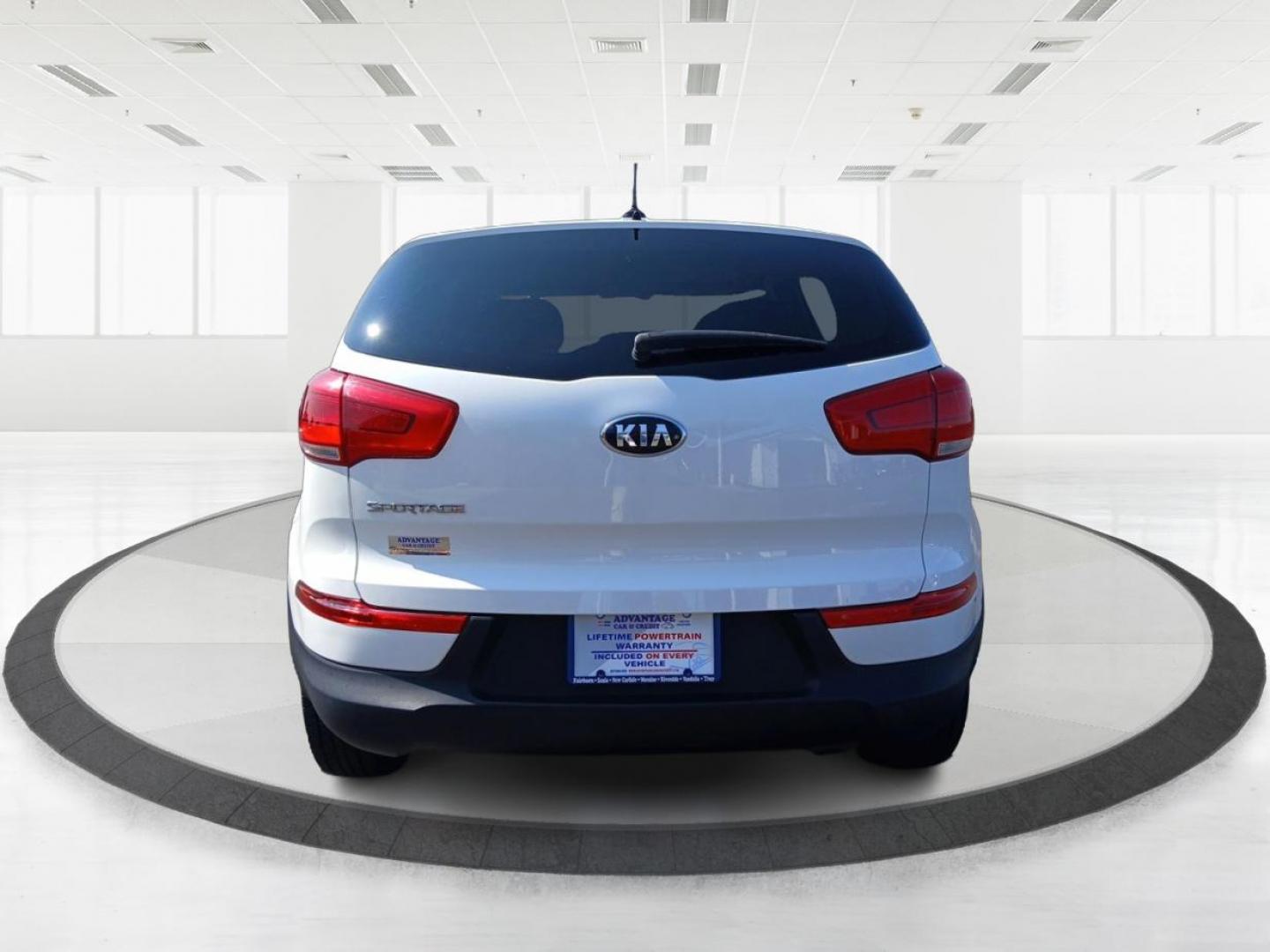2016 Kia Sportage LX FWD (KNDPB3AC7G7) with an 2.4L V6 DOHC 24V engine, 6-Speed Automatic transmission, located at 8750 N County Rd 25A, Piqua, OH, 45356, (937) 908-9800, 40.164391, -84.232513 - 2016 Kia Sportage LX FWD - Photo#3