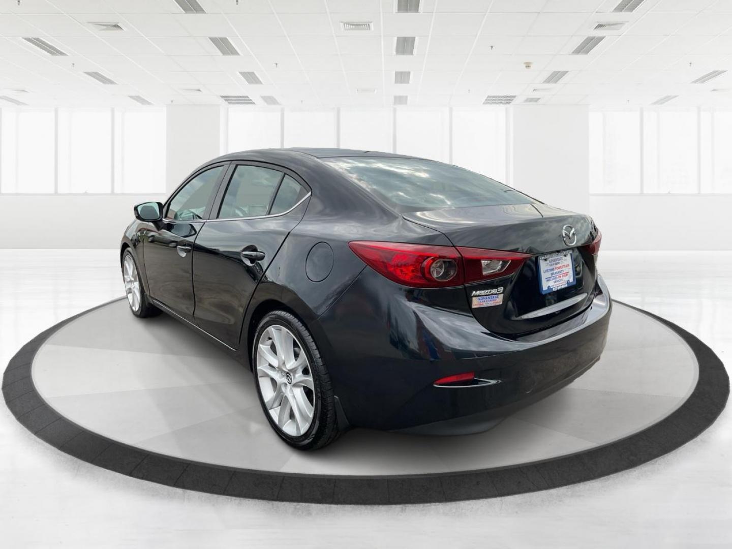 2016 Mazda MAZDA3 i Sport AT 4-Door (JM1BM1U74G1) with an 2.0L L4 DOHC 16V engine, 6-Speed Automatic transmission, located at 8750 N County Rd 25A, Piqua, OH, 45356, (937) 908-9800, 40.164391, -84.232513 - 2016 Mazda MAZDA3 i Sport AT 4-Door - Photo#4