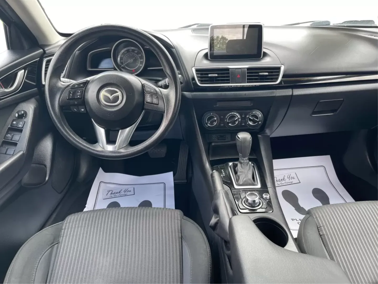 2016 Mazda Mazda3 i Sport (JM1BM1U73G1) with an SKYACTIV-G 2L I-4 gasoline direct injection engine, located at 1184 Kauffman Ave, Fairborn, OH, 45324, (937) 908-9800, 39.807072, -84.030914 - Experience a new level of driving with the 2016 Mazda3 i Sport, available now at Advantage Car and Credit in Fairborn, OH. This stylish sedan is more than just a mode of transportation; it's your perfect companion for everything from daily commutes to weekend road trips. With an impressive fuel-effi - Photo#20