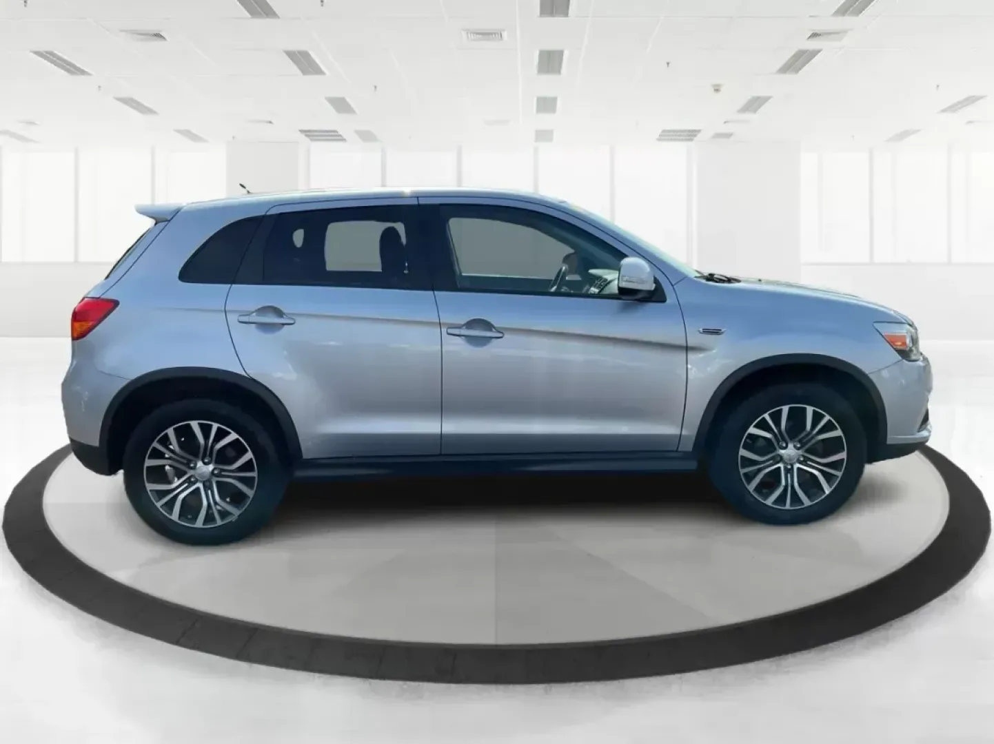 2016 Mitsubishi Outlander Sport 2.0 ES (JA4AP3AU5GZ) with an 2L I-4 DOHC engine, located at 880 E. National Road, Vandalia, OH, 45377, (937) 908-9800, 39.891918, -84.183594 - ### Discover Your Next Adventure with the 2016 Mitsubishi Outlander Sport at Advantage Car and Credit!<br /> <br /> Are you searching for the perfect vehicle to elevate your weekend adventures or daily commutes? Look no further! The 2016 Mitsubishi Outlander Sport is an excellent choice for anyone s - Photo#1