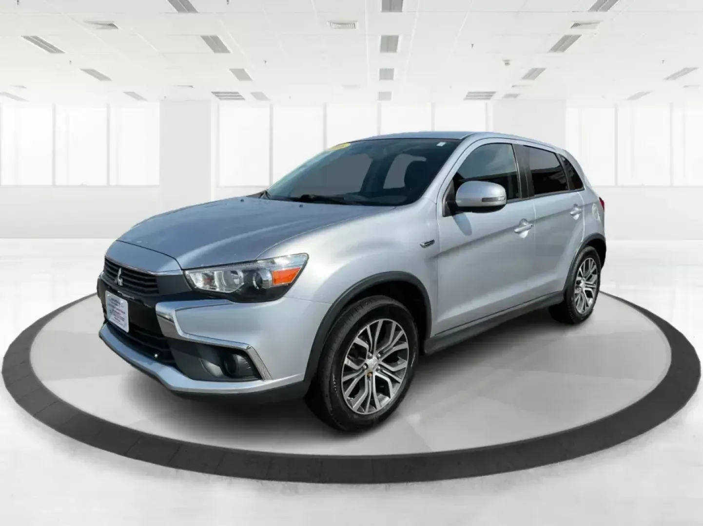 2016 Mitsubishi Outlander Sport 2.0 ES (JA4AP3AU5GZ) with an 2L I-4 DOHC engine, located at 880 E. National Road, Vandalia, OH, 45377, (937) 908-9800, 39.891918, -84.183594 - ### Discover Your Next Adventure with the 2016 Mitsubishi Outlander Sport at Advantage Car and Credit!<br /> <br /> Are you searching for the perfect vehicle to elevate your weekend adventures or daily commutes? Look no further! The 2016 Mitsubishi Outlander Sport is an excellent choice for anyone s - Photo#7