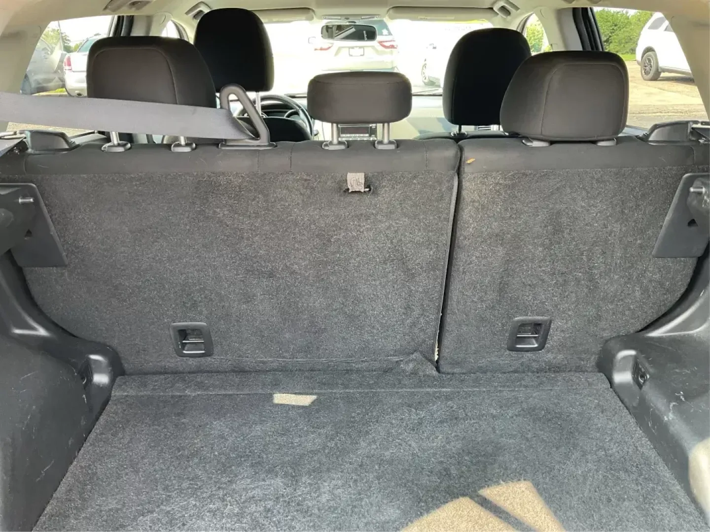 2016 Mitsubishi Outlander Sport 2.0 ES (JA4AP3AU5GZ) with an 2L I-4 DOHC engine, located at 880 E. National Road, Vandalia, OH, 45377, (937) 908-9800, 39.891918, -84.183594 - ### Discover Your Next Adventure with the 2016 Mitsubishi Outlander Sport at Advantage Car and Credit!<br /> <br /> Are you searching for the perfect vehicle to elevate your weekend adventures or daily commutes? Look no further! The 2016 Mitsubishi Outlander Sport is an excellent choice for anyone s - Photo#11