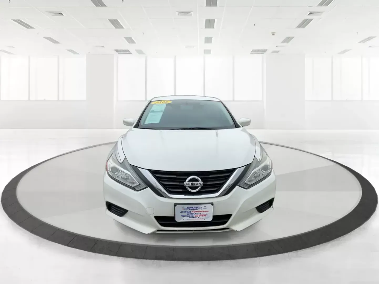2016 Nissan Altima 2.5 S (1N4AL3AP7GN) with an 2.5L I-4 DOHC engine, located at 1951 S Dayton Lakeview Rd., New Carlisle, OH, 45344, (937) 908-9800, 39.890999, -84.050255 - 2016 Nissan Altima 2.5 S - Photo#6