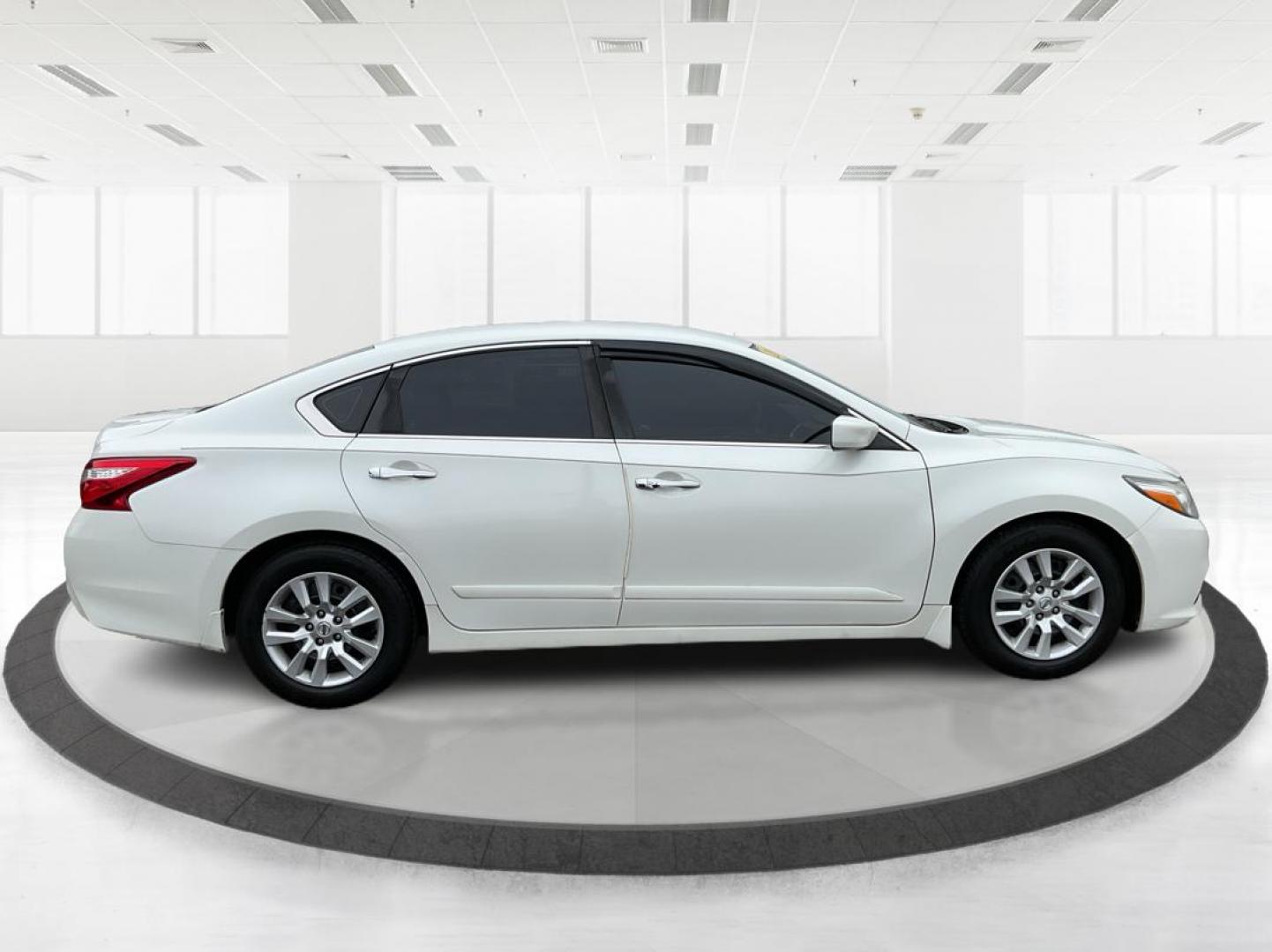 2016 Nissan Altima 2.5 S (1N4AL3AP7GN) with an 2.5L I-4 DOHC engine, located at 1951 S Dayton Lakeview Rd., New Carlisle, OH, 45344, (937) 908-9800, 39.890999, -84.050255 - 2016 Nissan Altima 2.5 S - Photo#1