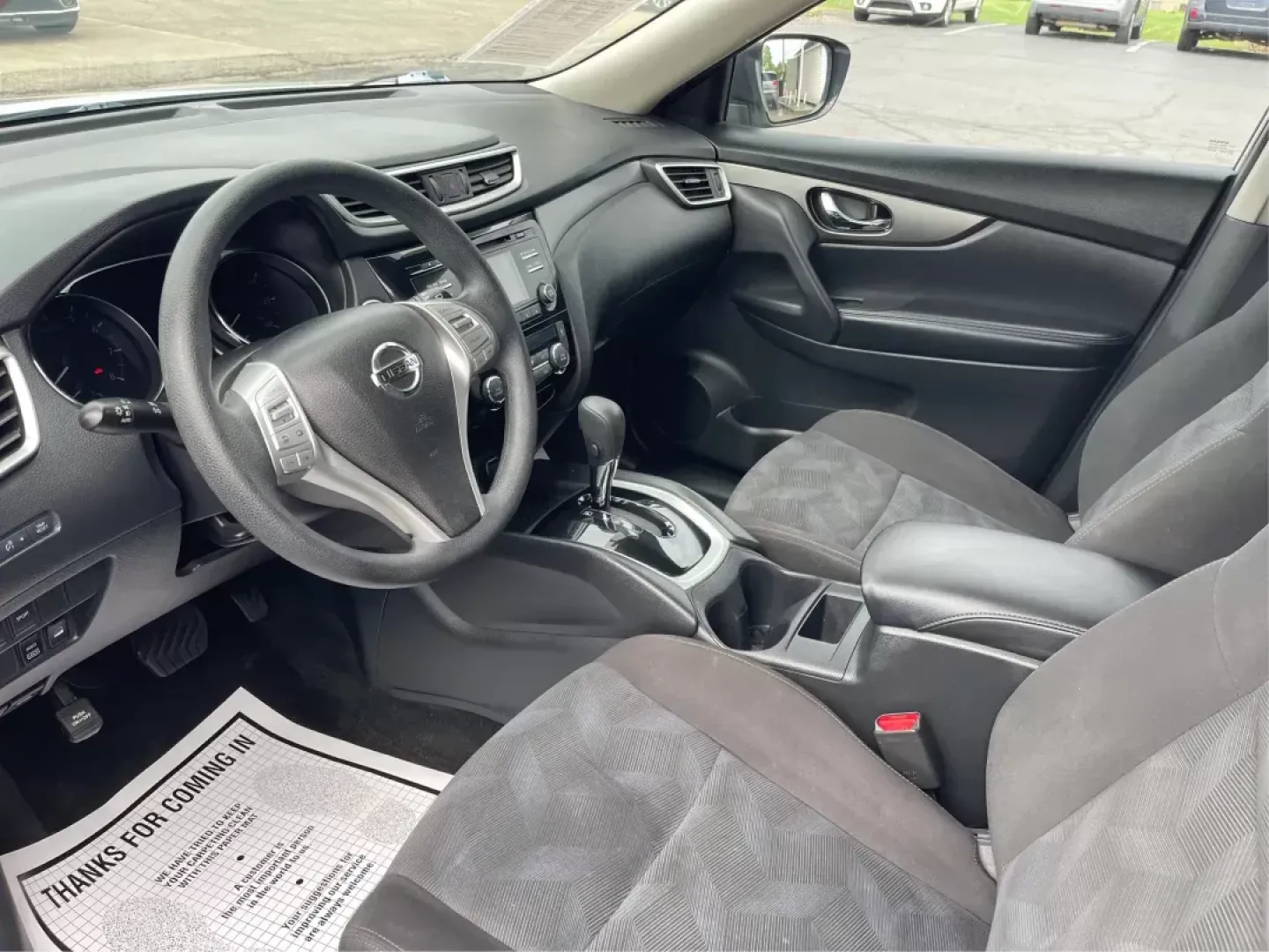2016 Nissan Rogue SV (KNMAT2MV9GP) with an 2.5L I-4 DOHC engine, located at 1184 Kauffman Ave, Fairborn, OH, 45324, (937) 908-9800, 39.807072, -84.030914 - **Elevate Your Lifestyle with the 2016 Nissan Rogue SV Perfect for Family Adventures in Fairborn!**<br /> <br /> Are you searching for a vehicle that seamlessly fits into your active lifestyle? Look no further than the 2016 Nissan Rogue SV, now available at Advantage Car and Credit in Fairborn, OH. - Photo#8