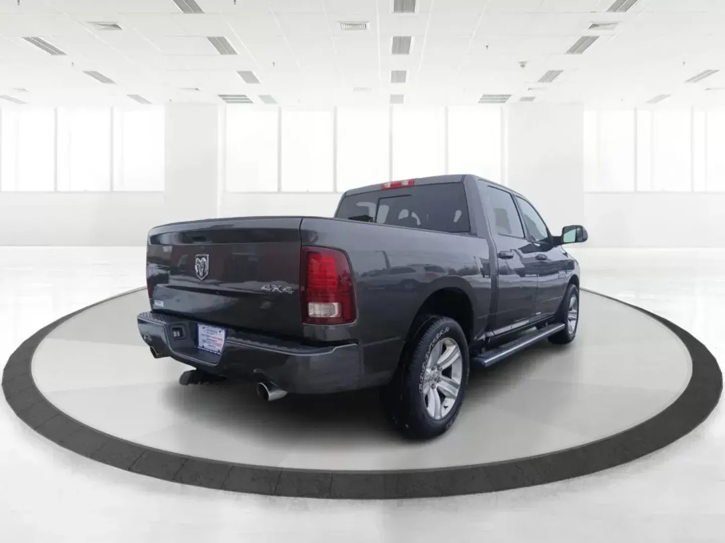 2016 Ram 1500 Sport Crew Cab SWB 4WD (1C6RR7MT8GS) with an 5.7L V8 OHV 16V engine, 8-Speed Automatic transmission, located at 401 Woodman Dr, Riverside, OH, 45431, (937) 908-9800, 39.760899, -84.123421 - 2016 Ram 1500 Sport Crew Cab SWB 4WD - Photo#2
