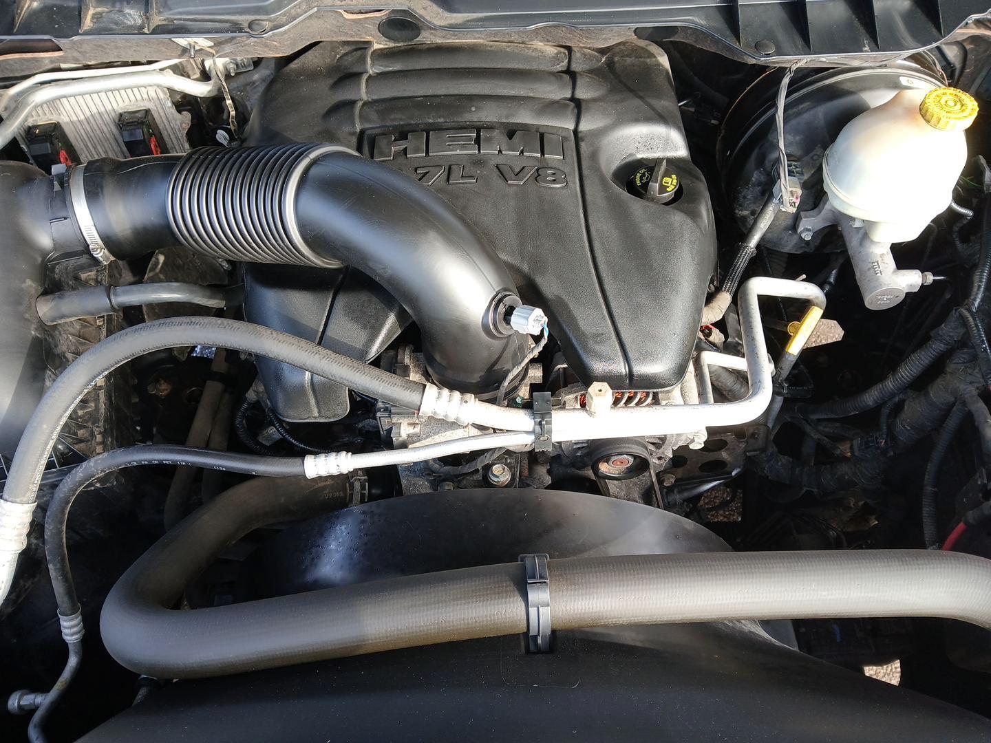 2016 Ram 1500 Laramie (1C6RR7NT4GS) with an Other engine, located at 401 Woodman Dr, Riverside, OH, 45431, (937) 908-9800, 39.760899, -84.123421 - 2016 Ram 1500 Laramie - Photo#10