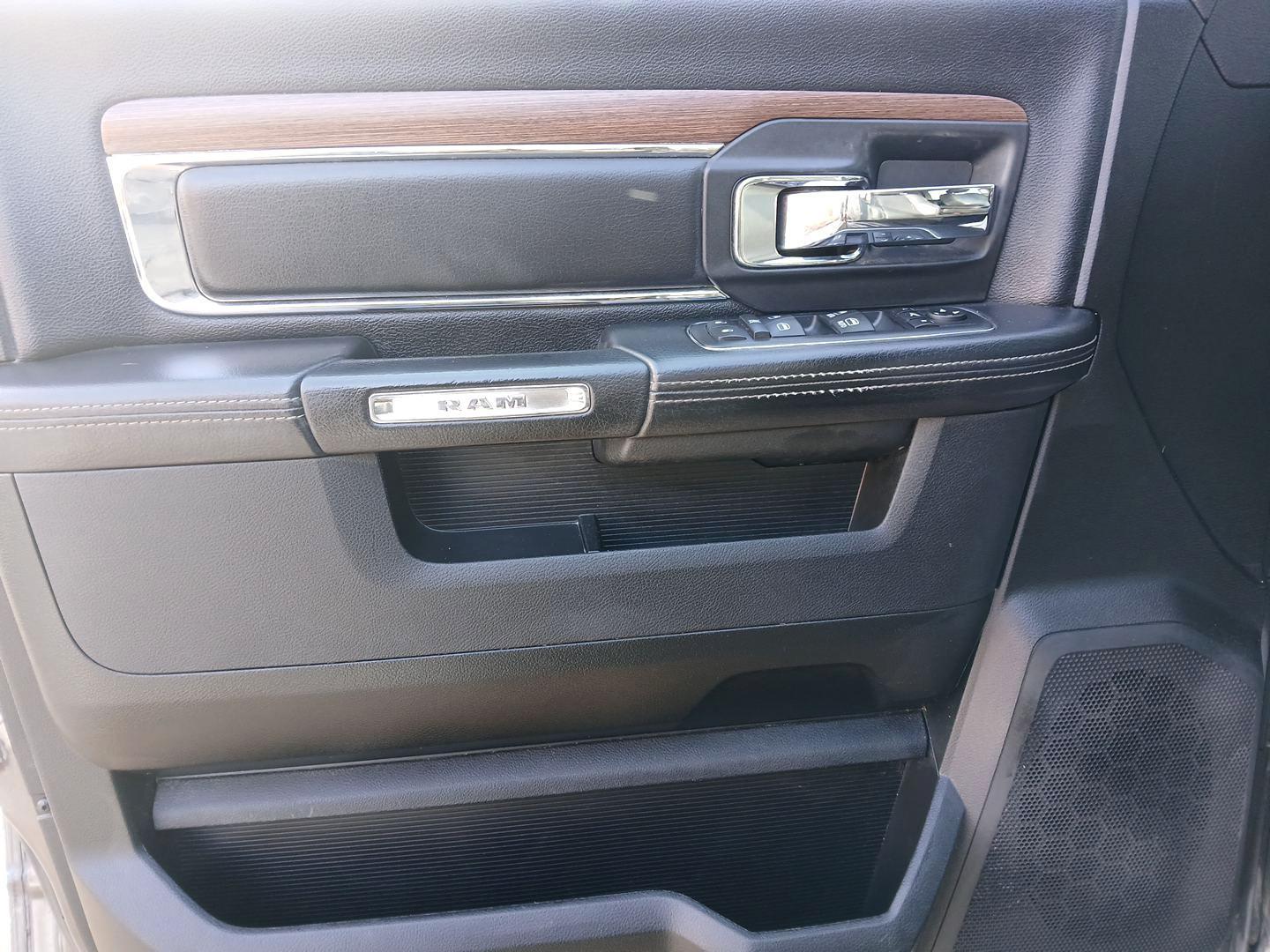 2016 Ram 1500 Laramie (1C6RR7NT4GS) with an Other engine, located at 401 Woodman Dr, Riverside, OH, 45431, (937) 908-9800, 39.760899, -84.123421 - 2016 Ram 1500 Laramie - Photo#17