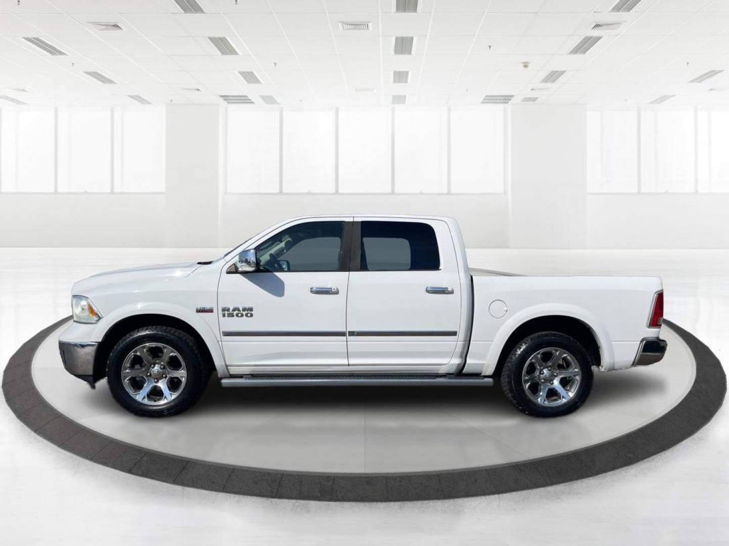 2016 Ram 1500 Laramie (1C6RR7NTXGS) with an Other engine, located at 1951 S Dayton Lakeview Rd., New Carlisle, OH, 45344, (937) 908-9800, 39.890999, -84.050255 - 2016 Ram 1500 Laramie - Photo#4