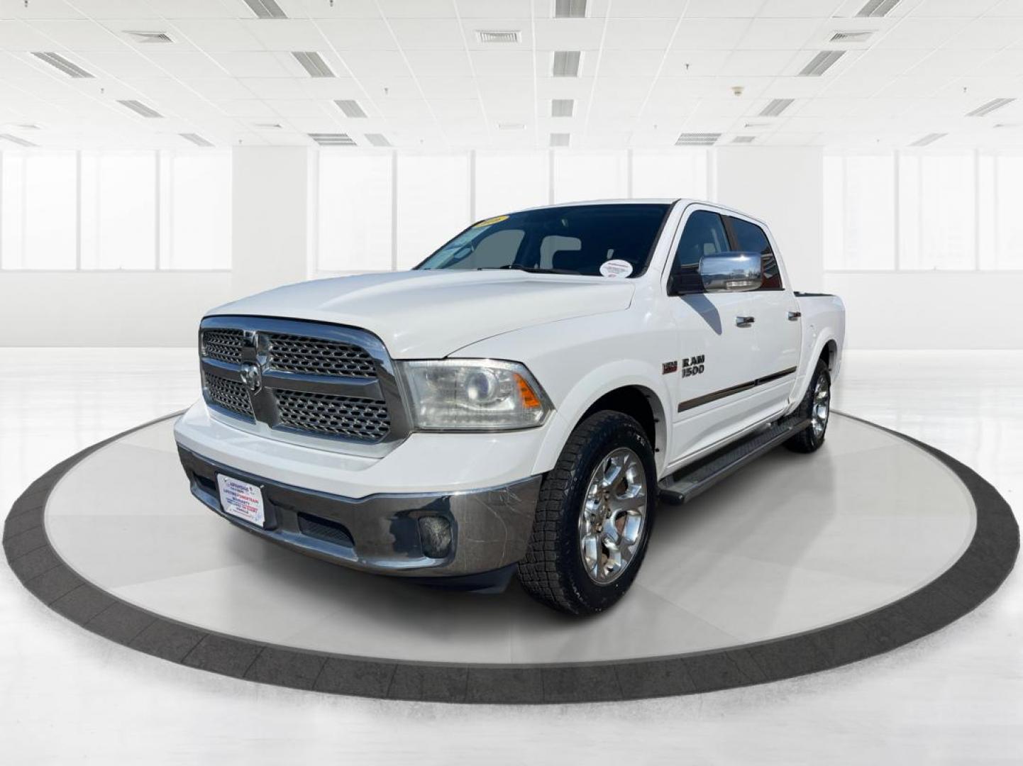 2016 Ram 1500 Laramie (1C6RR7NTXGS) with an Other engine, located at 1951 S Dayton Lakeview Rd., New Carlisle, OH, 45344, (937) 908-9800, 39.890999, -84.050255 - 2016 Ram 1500 Laramie - Photo#6