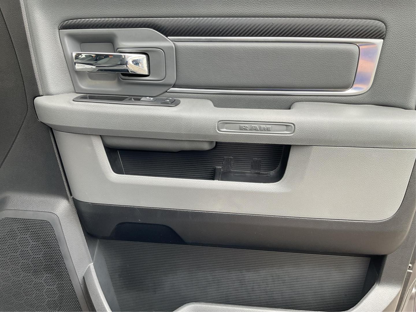 2016 Ram 1500 Big Horn (1C6RR7GT8GS) with an Other engine, located at 1951 S Dayton Lakeview Rd., New Carlisle, OH, 45344, (937) 908-9800, 39.890999, -84.050255 - One Owner - Photo#18