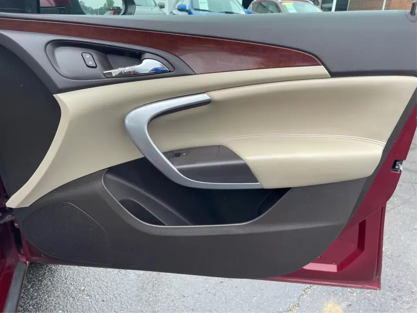 2017 Buick Regal Turbo (2G4GM5EX5H9) with an 2L I-4 gasoline direct injection engine, located at 1230 East Main St, Xenia, OH, 45385, (937) 908-9800, 39.688026, -83.910172 - **Elevate Your Commute in the Stylish 2017 Buick Regal Turbo**<br /> <br /> If you're searching for a vehicle that seamlessly blends sophistication with performance, the 2017 Buick Regal Turbo is your ideal choice. This sleek sedan is perfect for budget-conscious buyers who refuse to compromise on s - Photo#19