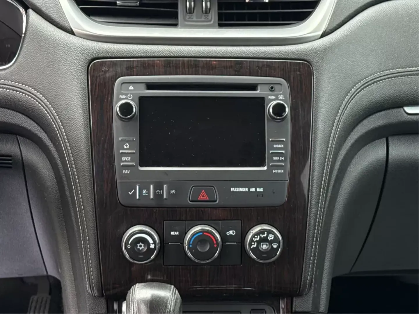 2017 Chevrolet Traverse 1LT (1GNKVGKD3HJ) with an 3.6L V-6 gasoline direct injection engine, located at 1099 N County Rd 25A, Troy, OH, 45373, (937) 908-9800, 40.057079, -84.212883 - **Adventure Awaits with the 2017 Chevrolet Traverse at Advantage Car and Credit!** <br /> <br /> If you're searching for a versatile vehicle that can handle everything life throws your way, look no further than this stunning 2017 Chevrolet Traverse. Perfectly suited for growing families, weekend adv - Photo#12